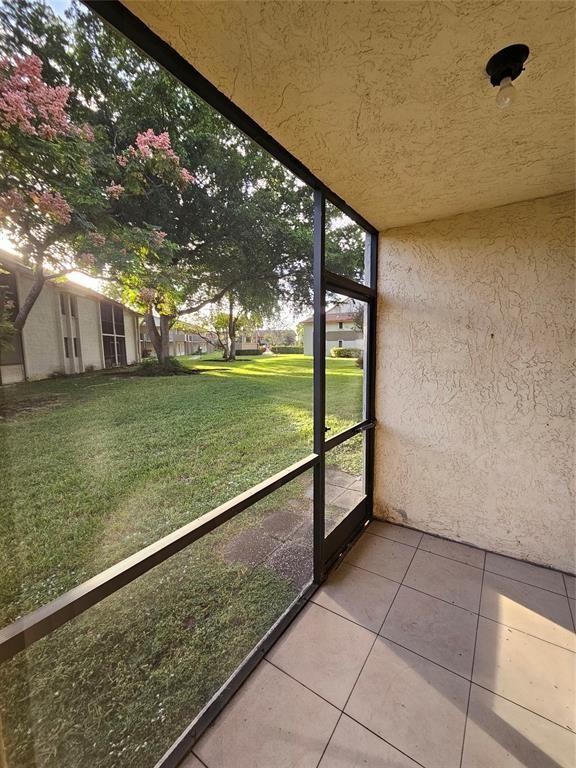 THE COURTYARD CONDOMINIUM - Residential
