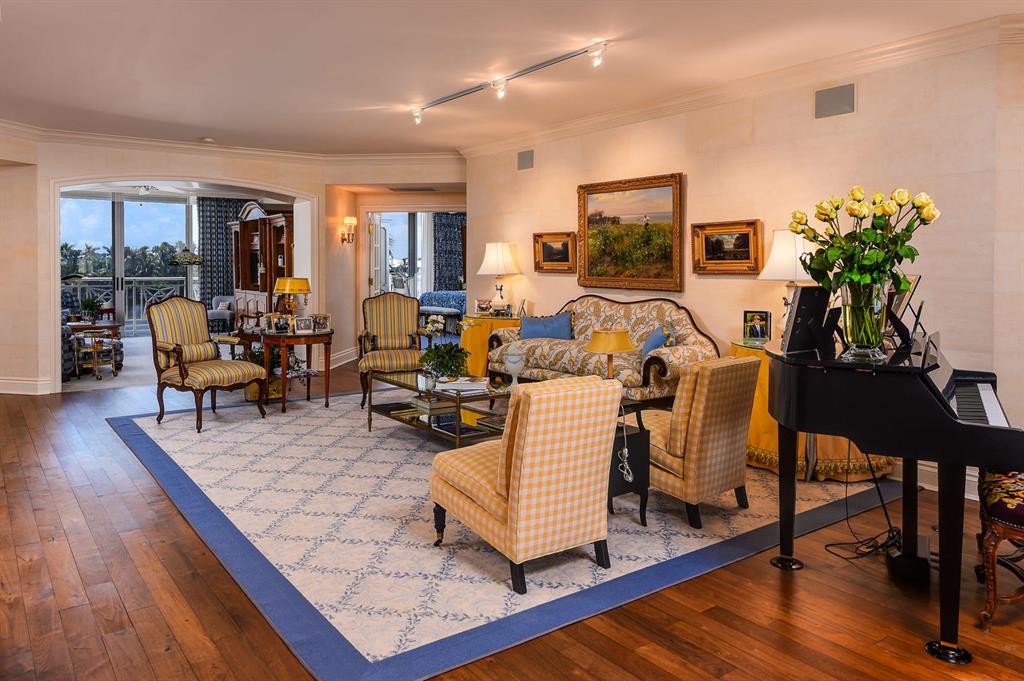 VILLAS INC - Residential