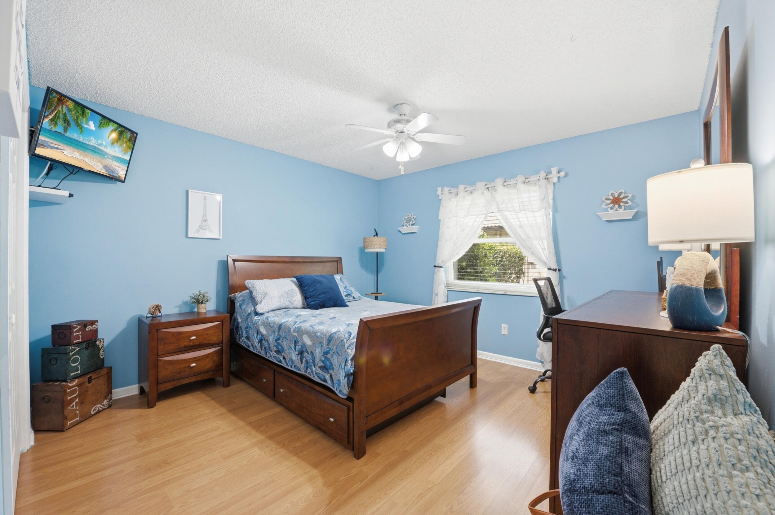 MAPLEWOOD - Residential