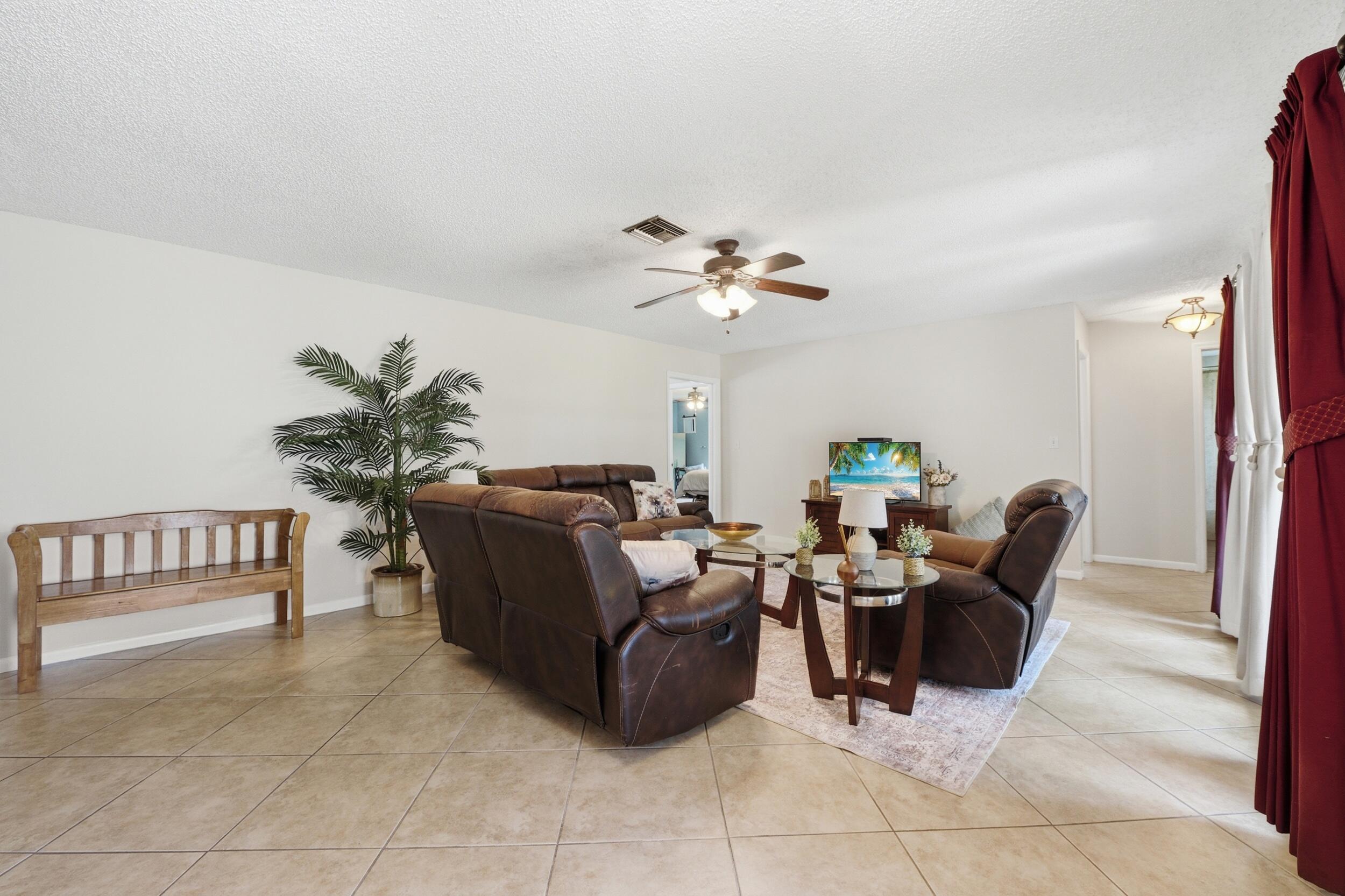 MAPLEWOOD - Residential
