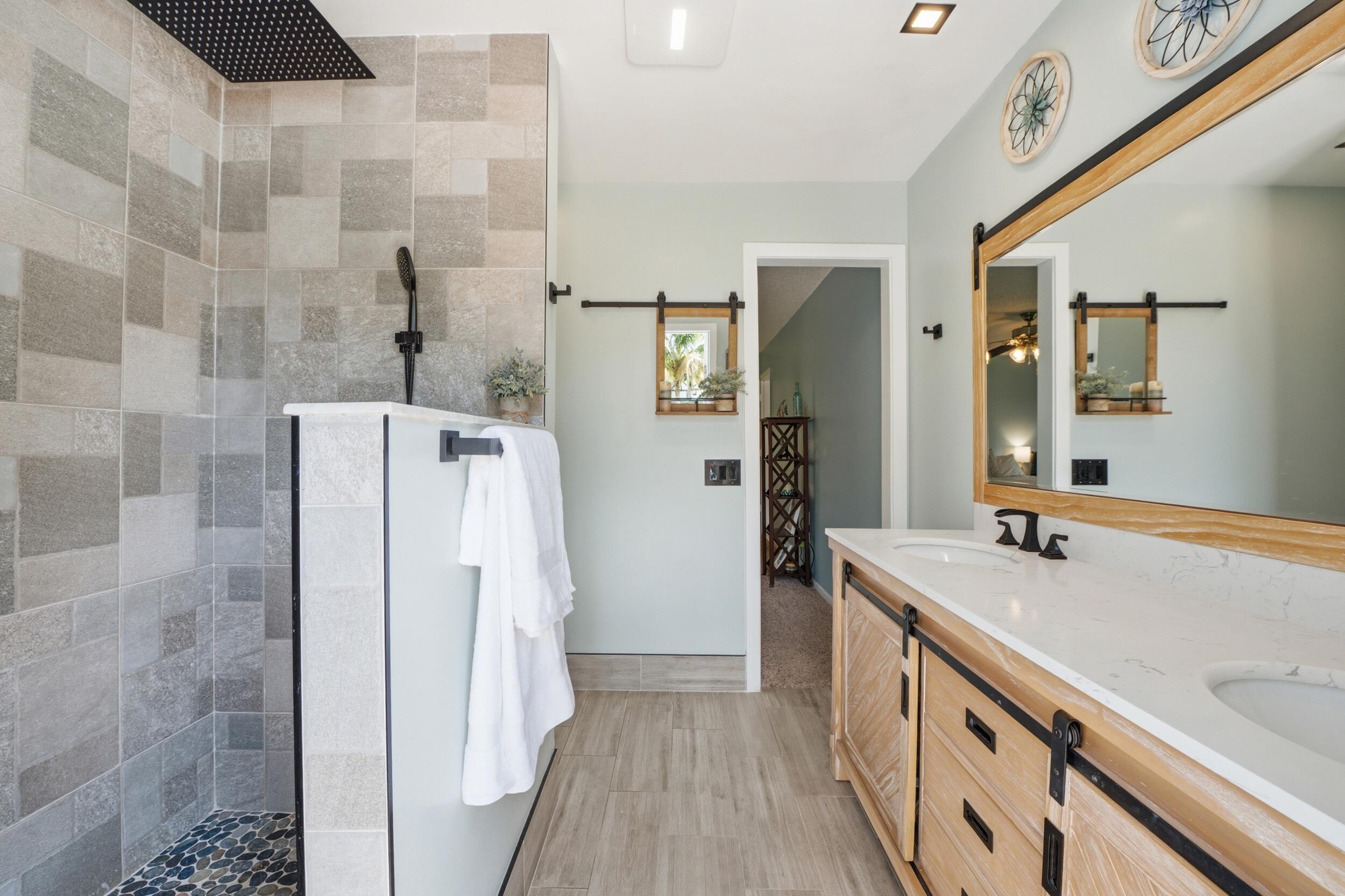 MAPLEWOOD - Residential