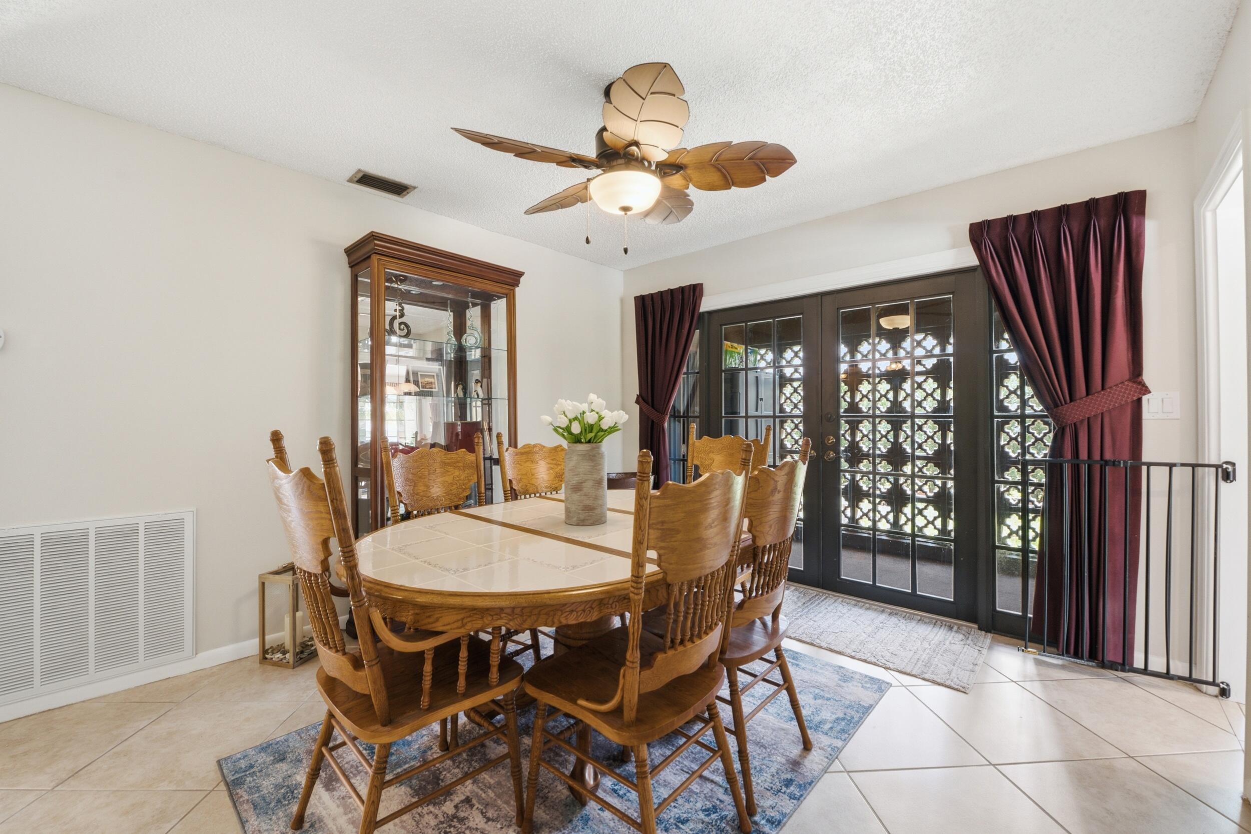 MAPLEWOOD - Residential