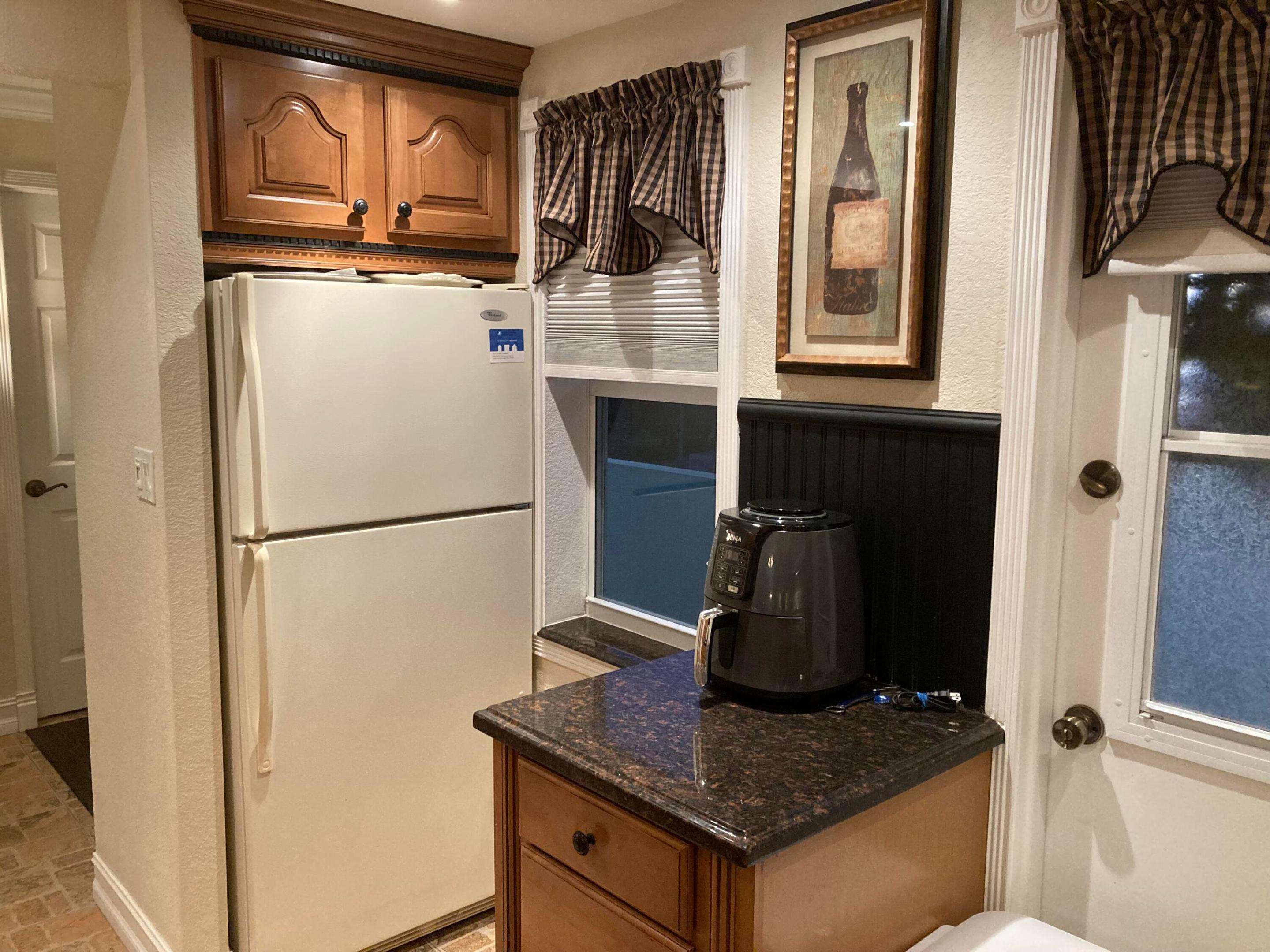FAIRWAYS NORTH CO-OP - Residential