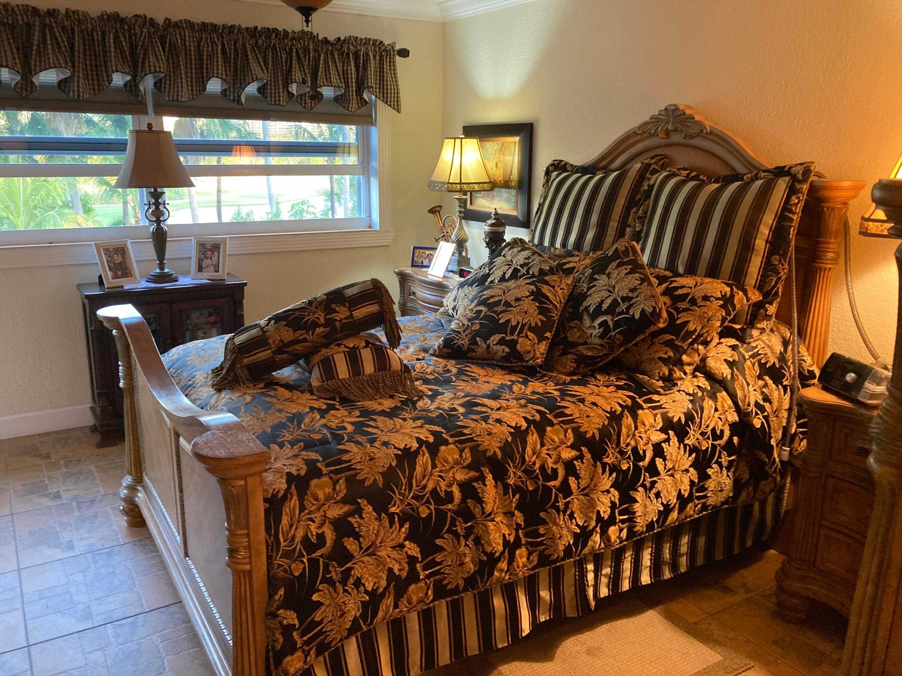 FAIRWAYS NORTH CO-OP - Residential