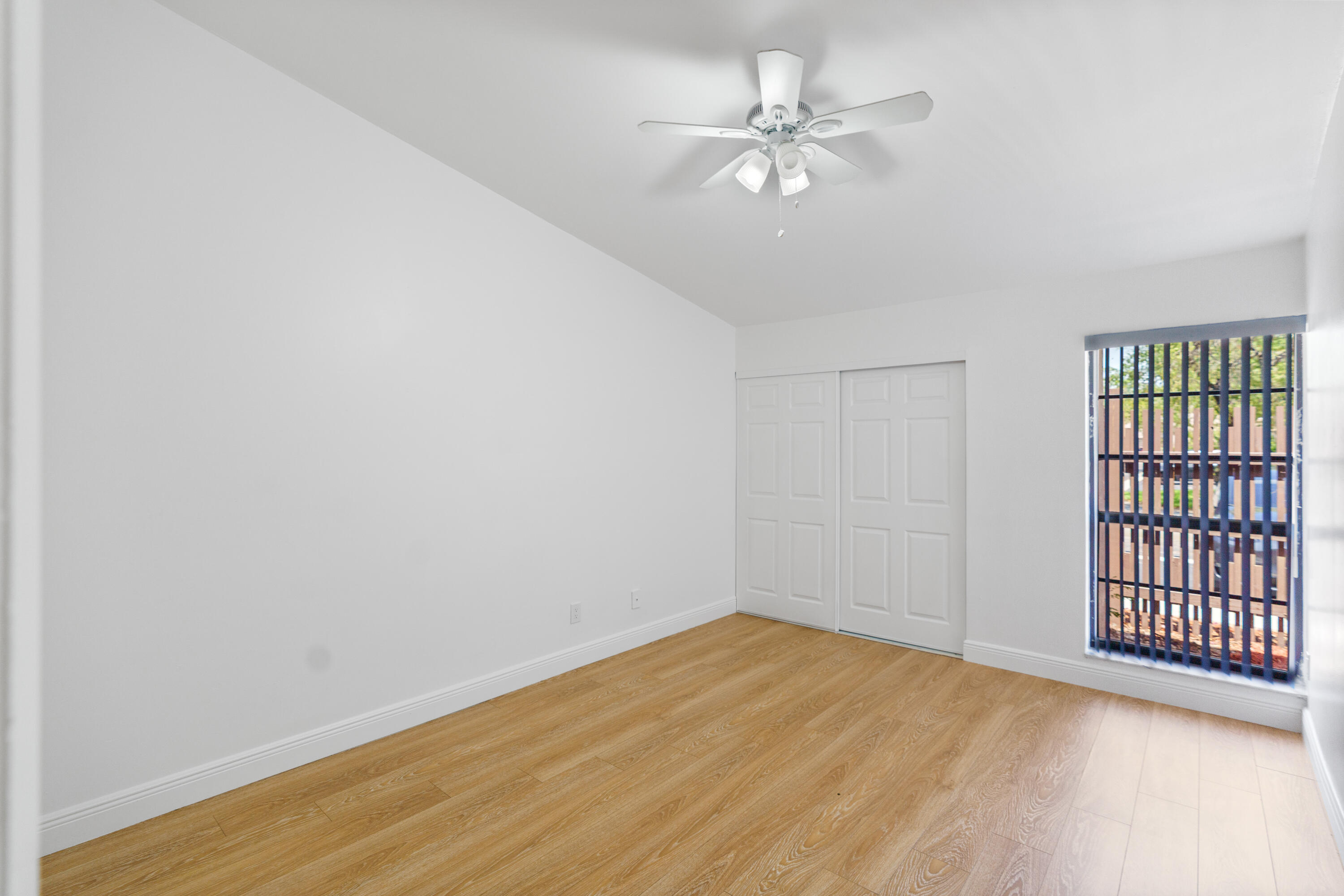 PEMBROKE LAKES SECTION SEVEN - Residential