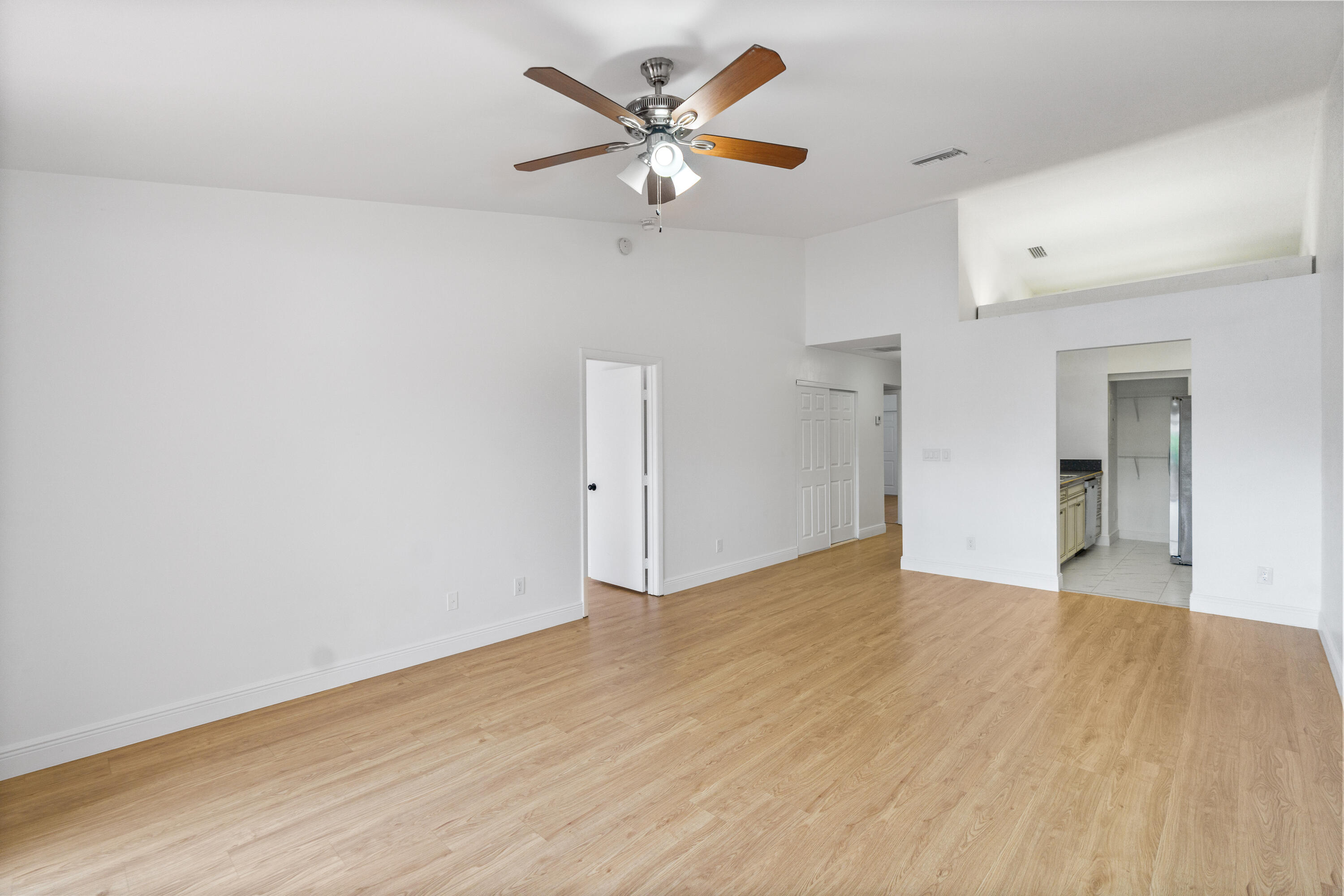 PEMBROKE LAKES SECTION SEVEN - Residential