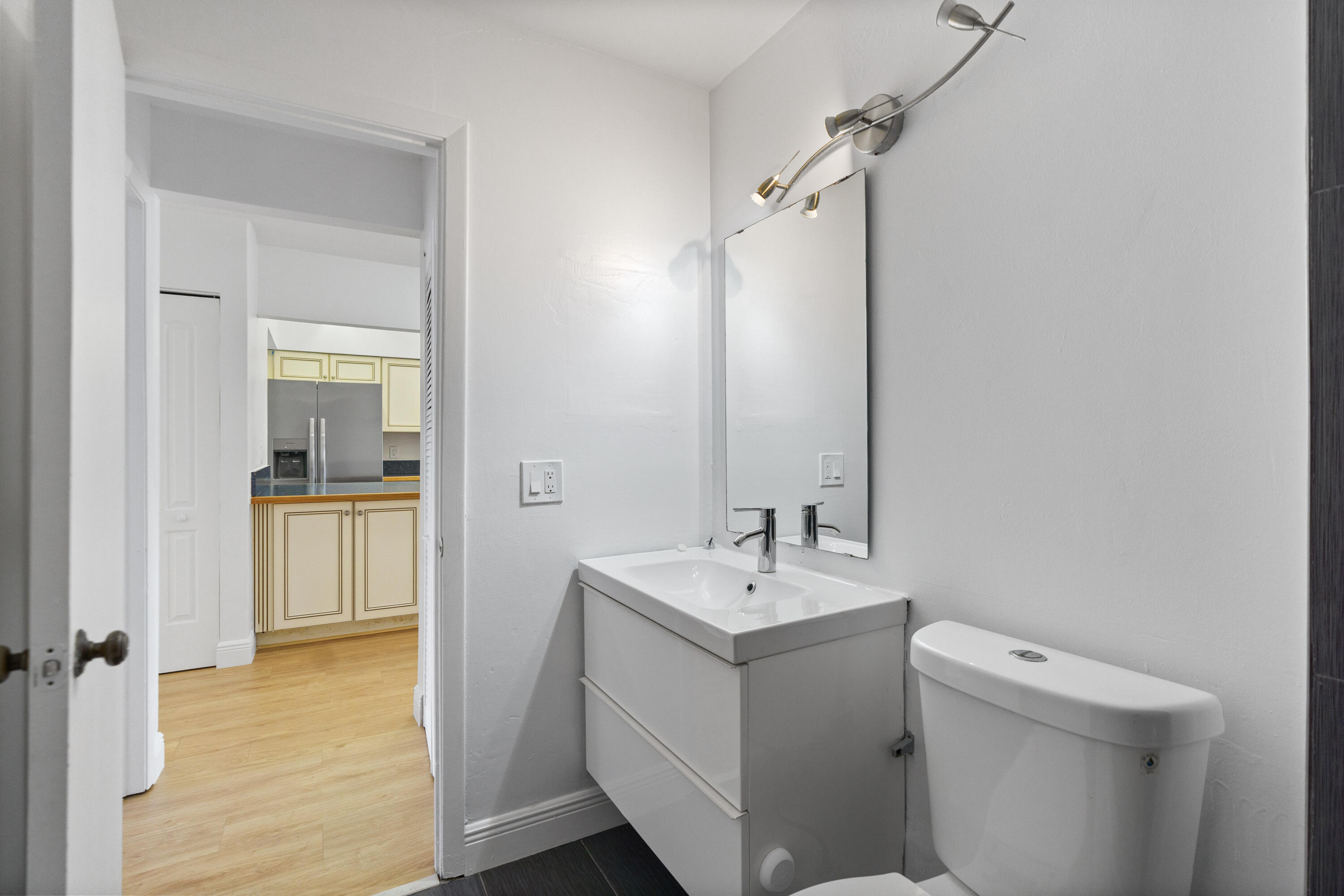 PEMBROKE LAKES SECTION SEVEN - Residential