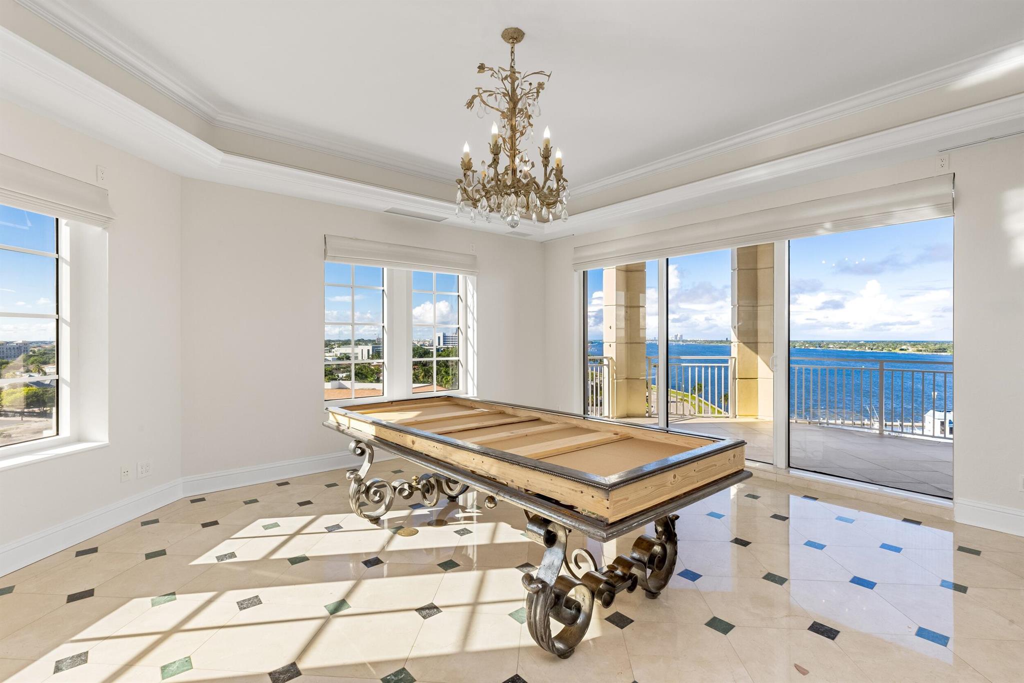 ONE WATERMARK PLACE OF THE PALM BEACHES - Residential
