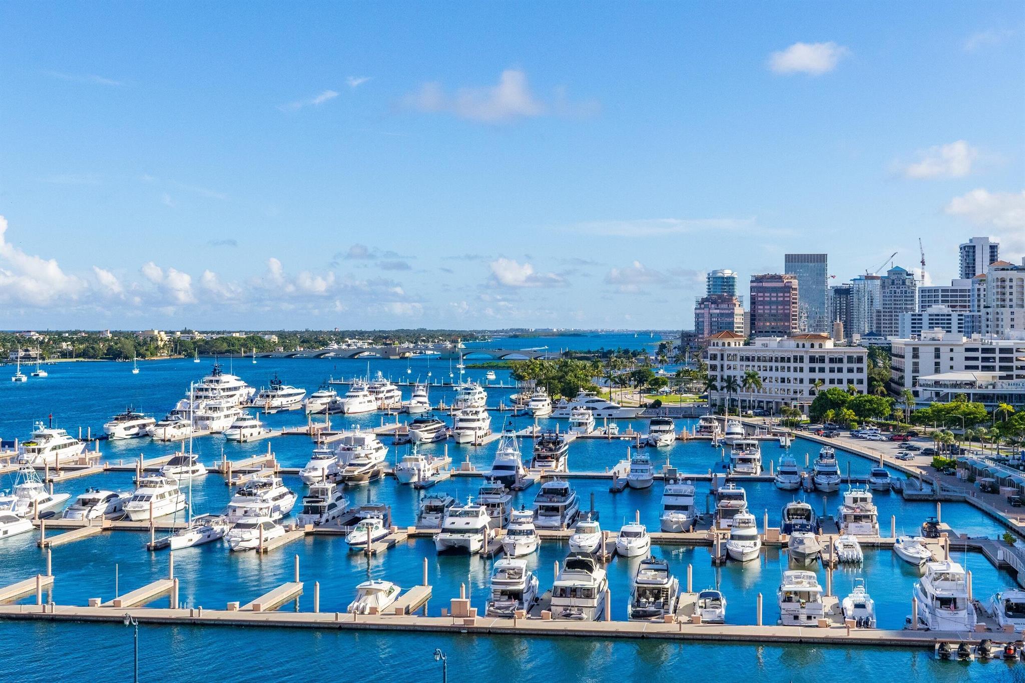 ONE WATERMARK PLACE OF THE PALM BEACHES - Residential