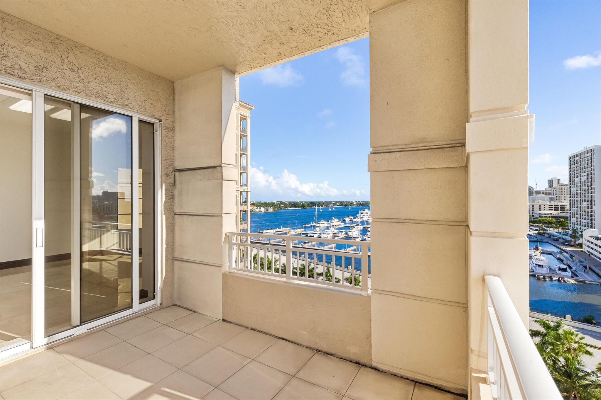 ONE WATERMARK PLACE OF THE PALM BEACHES - Residential