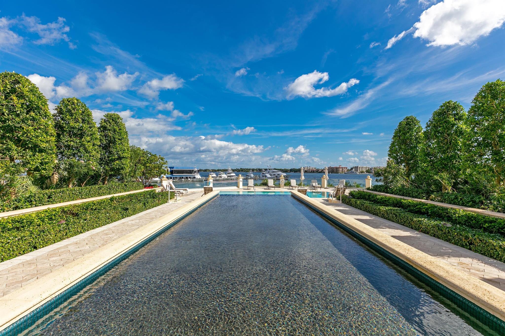 ONE WATERMARK PLACE OF THE PALM BEACHES - Residential
