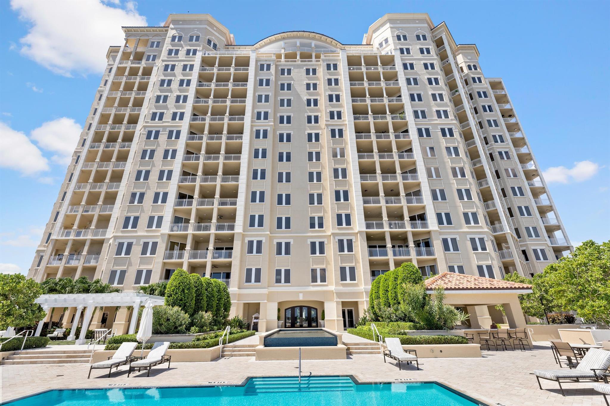 ONE WATERMARK PLACE OF THE PALM BEACHES - Residential
