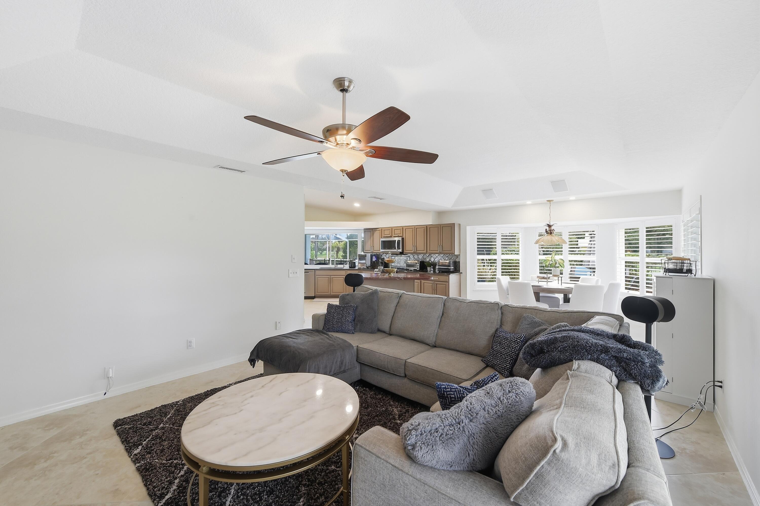 MID-RIVERS YACHT AND COUNTRY CLUB (AKA EVERGREEN C - Residential
