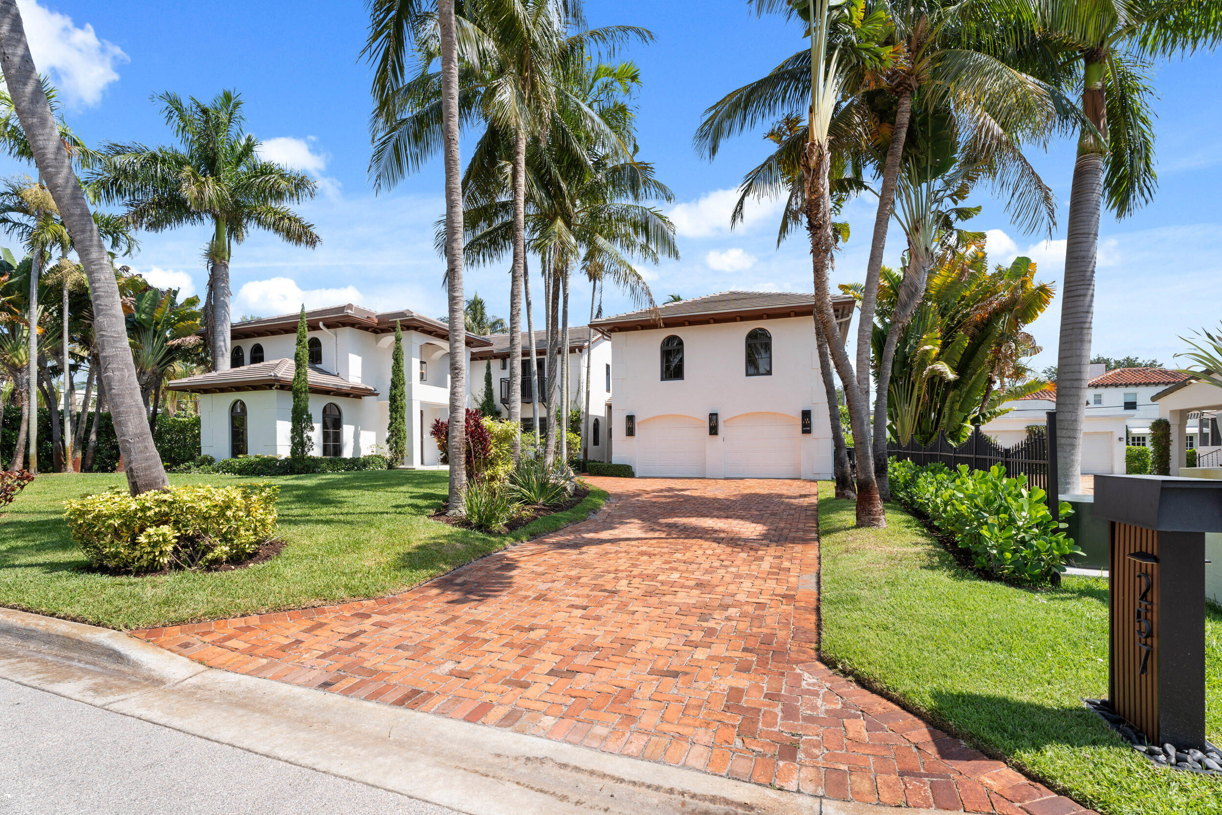 LAKEWOOD WEST PALM BEACH - Residential
