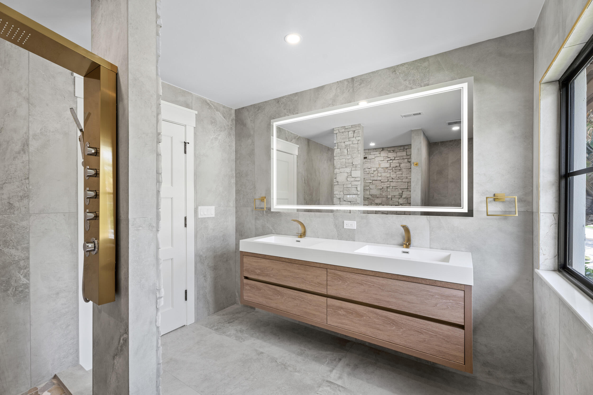 LAKEWOOD WEST PALM BEACH - Residential