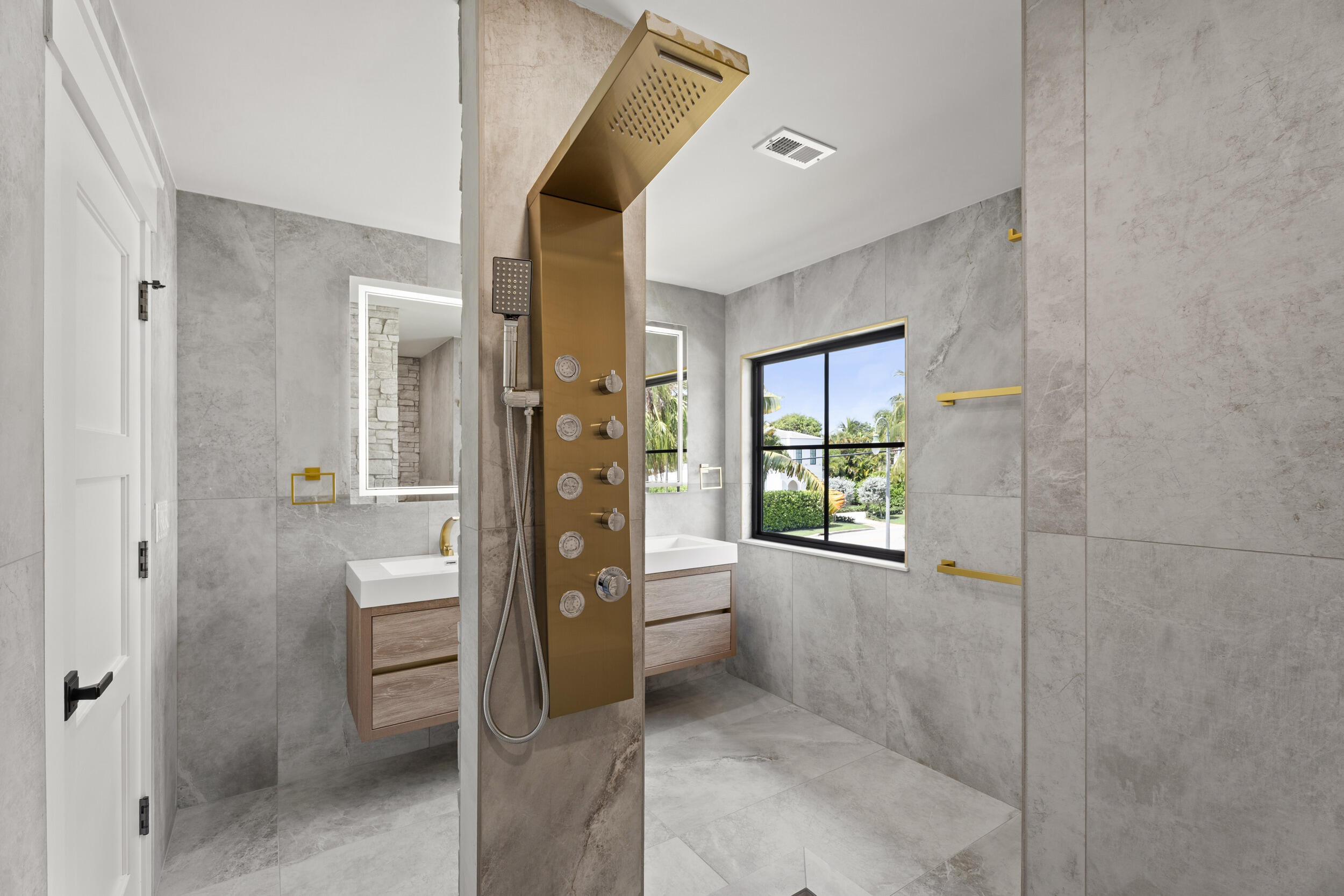 LAKEWOOD WEST PALM BEACH - Residential