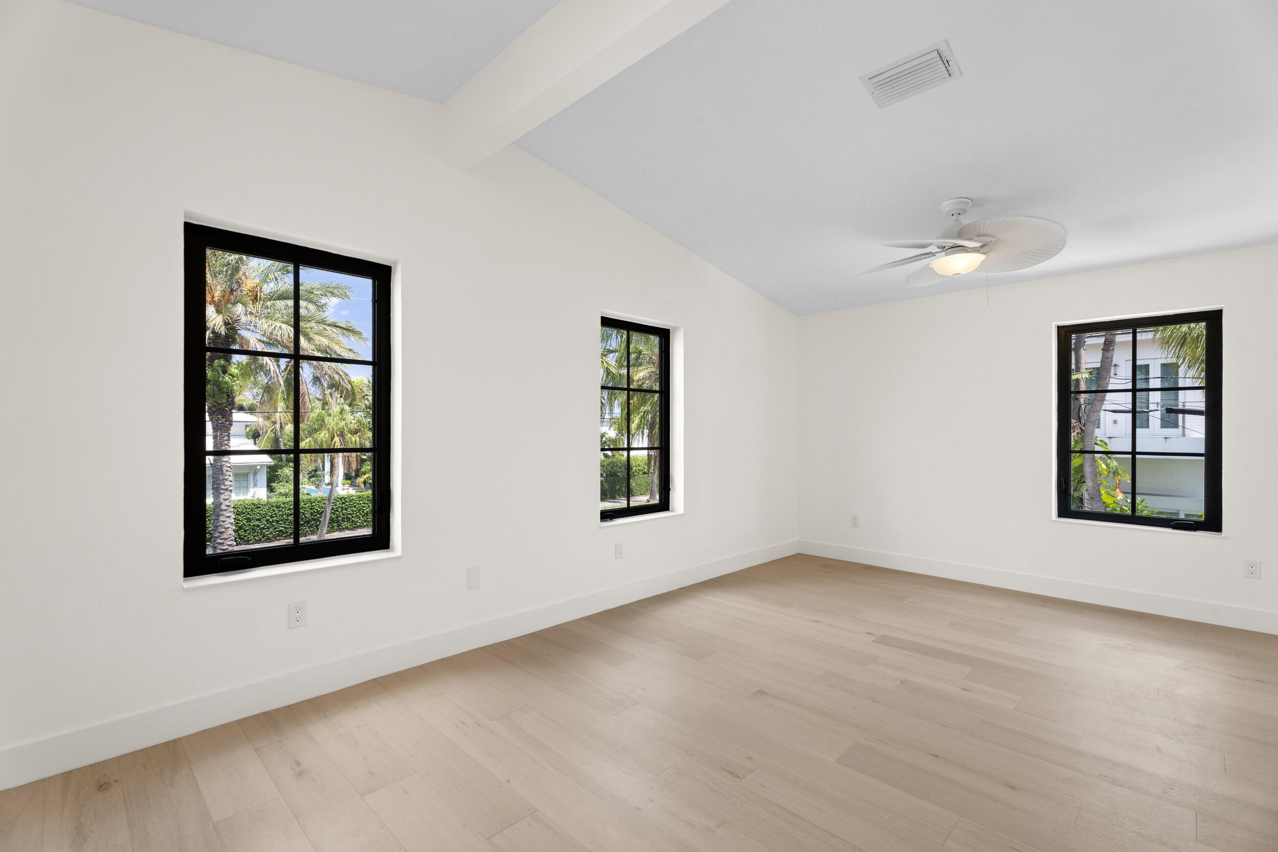 LAKEWOOD WEST PALM BEACH - Residential