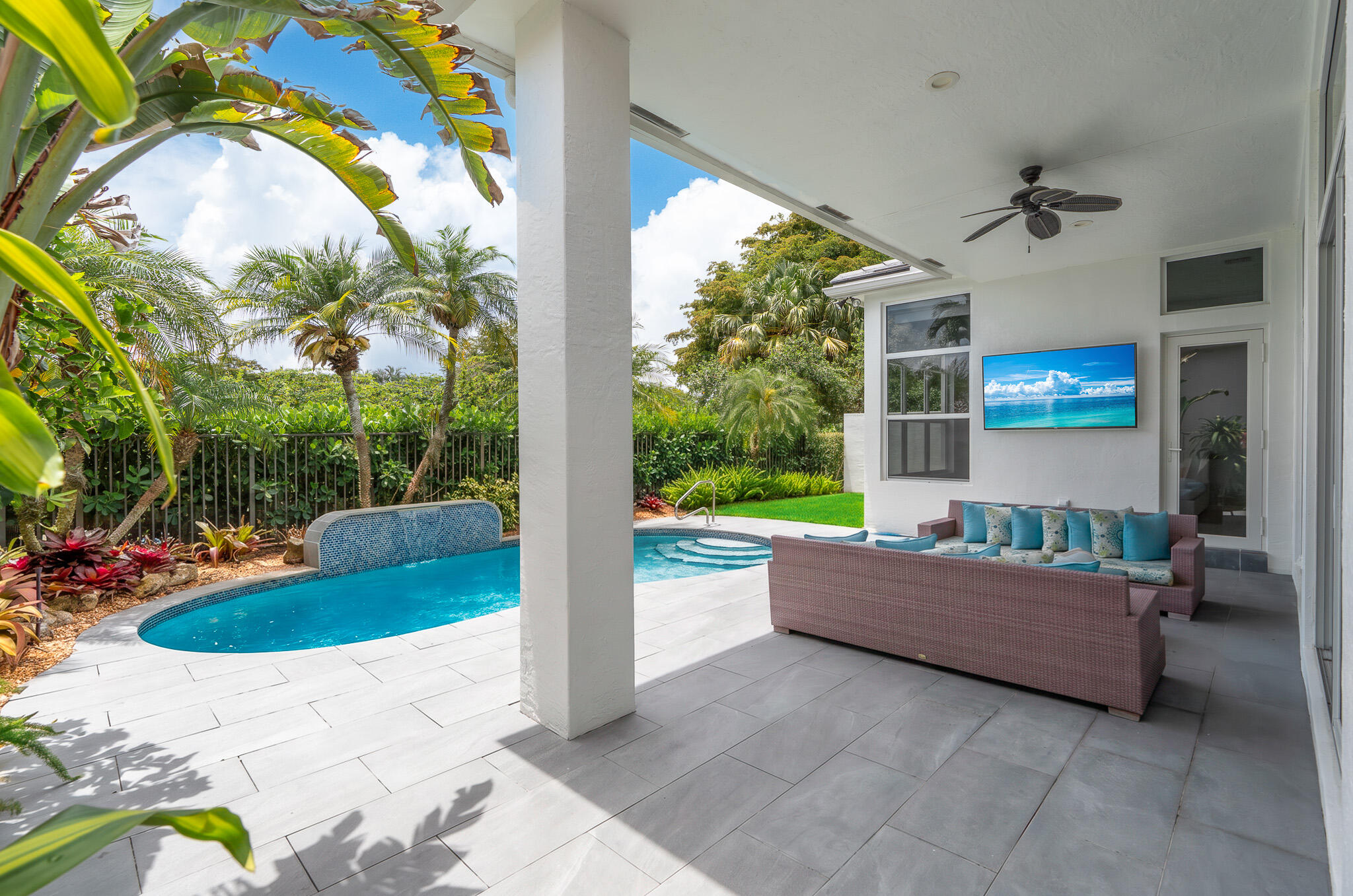 ADDISON RESERVE - Residential