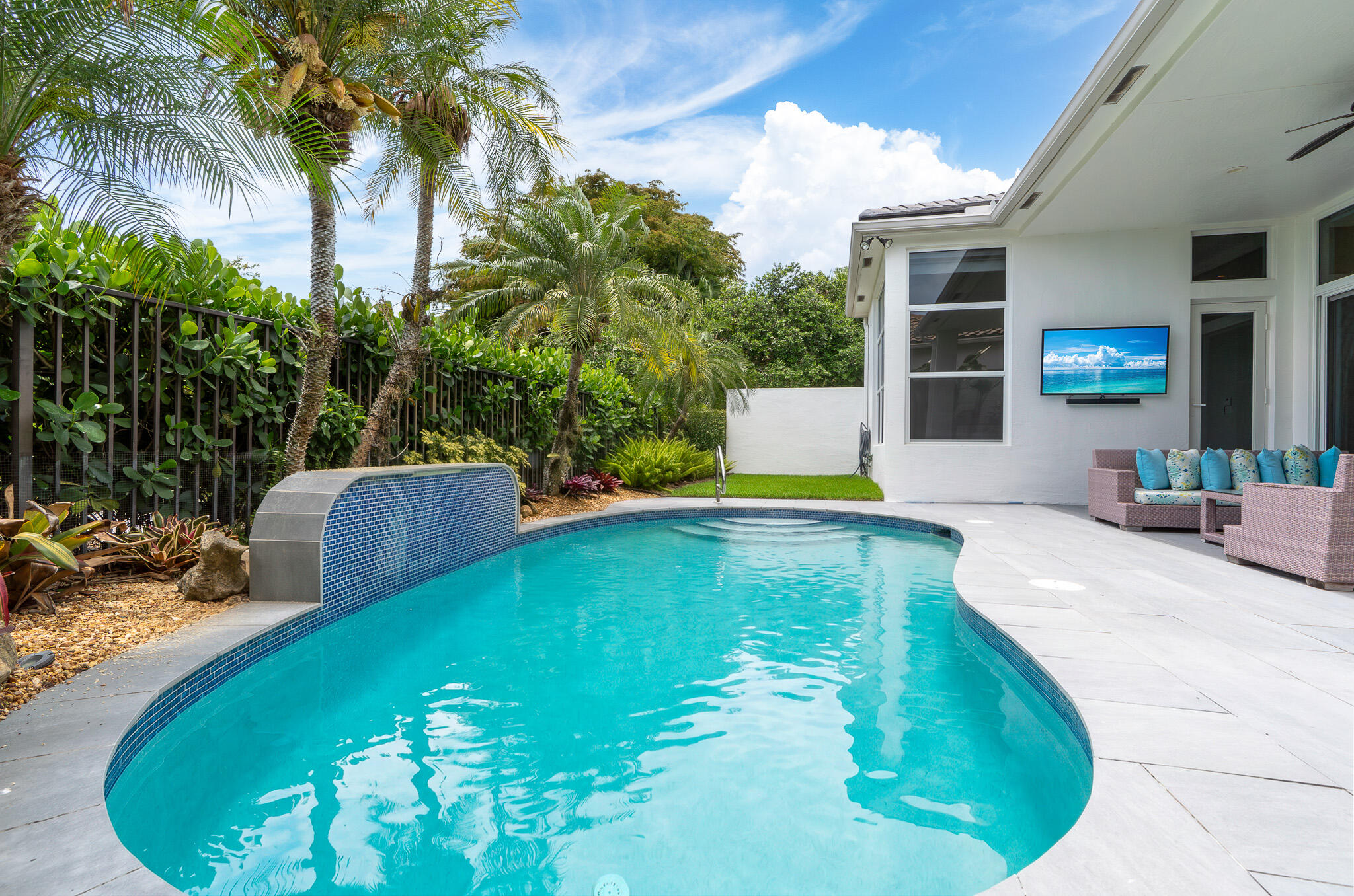 ADDISON RESERVE - Residential