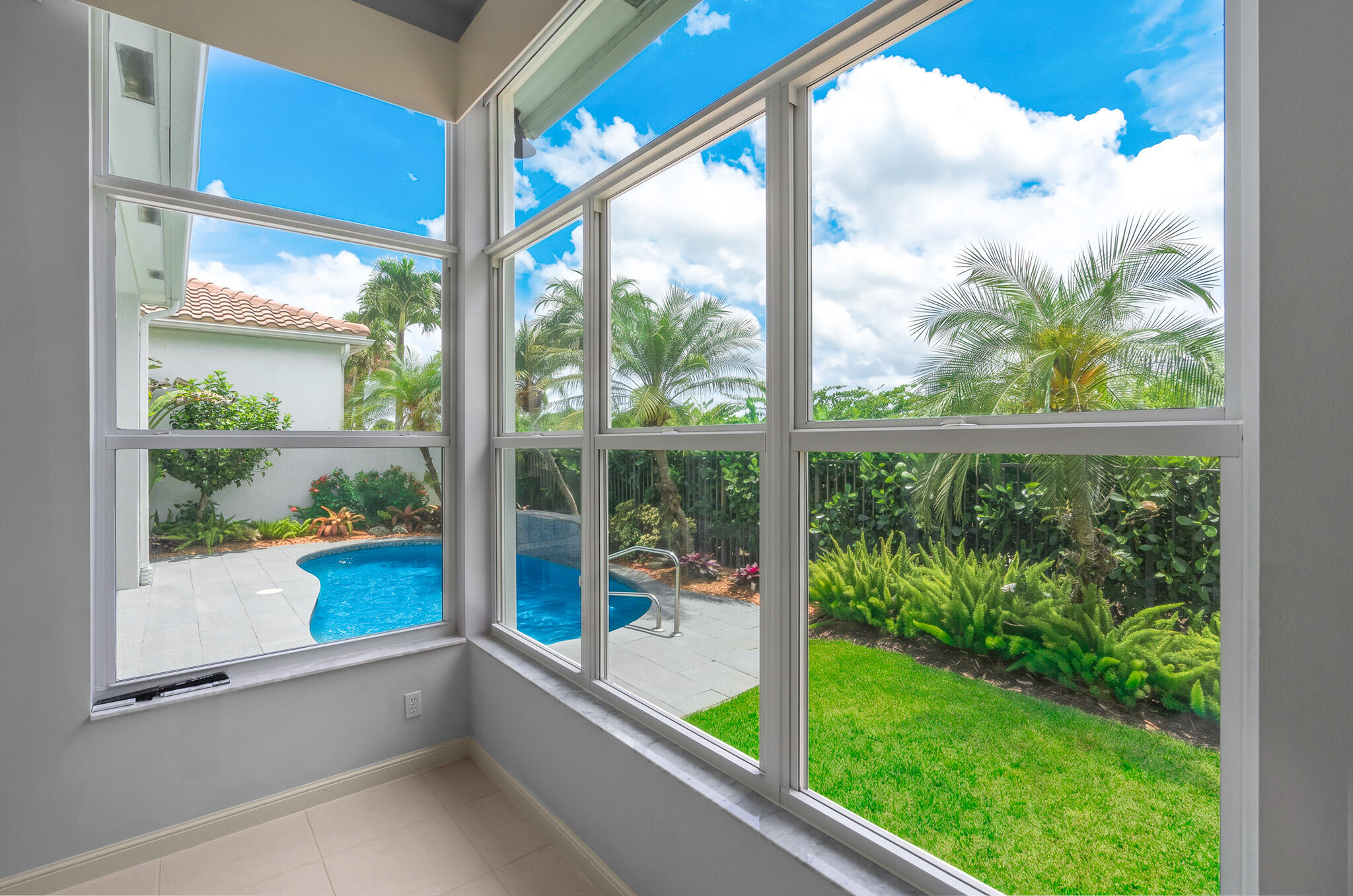 ADDISON RESERVE - Residential