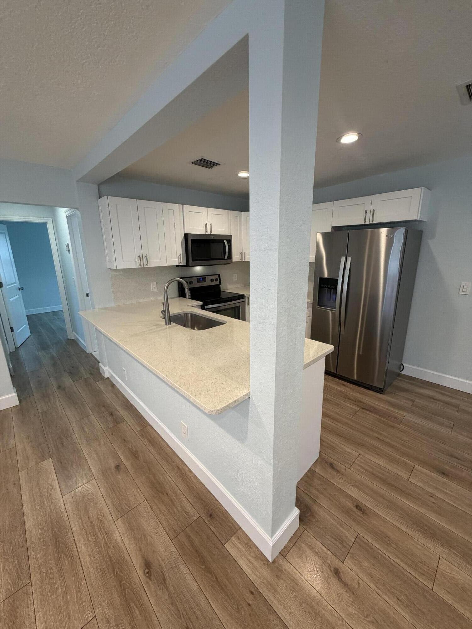 FOREST RIDGE PARK - Residential Lease