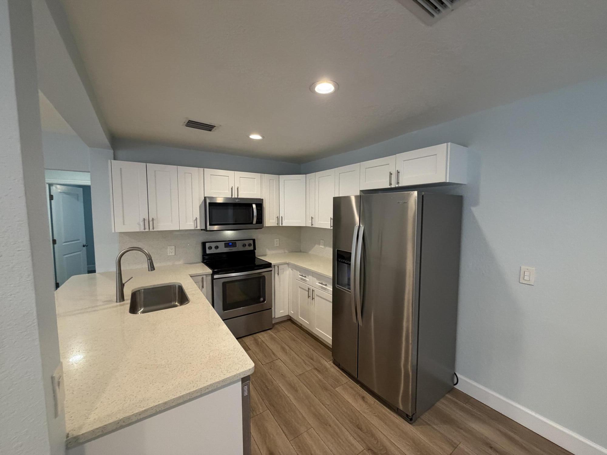 FOREST RIDGE PARK - Residential Lease