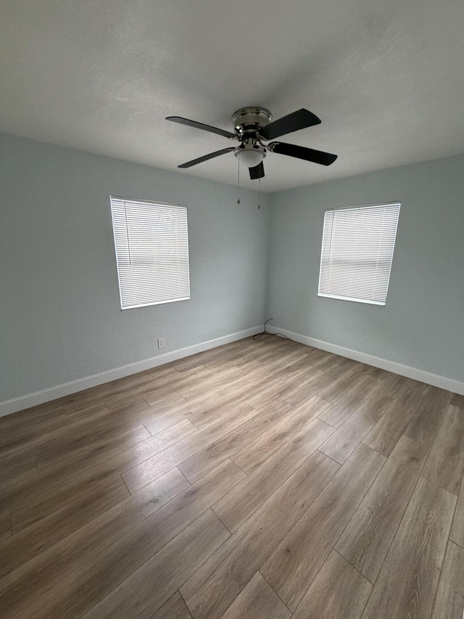 FOREST RIDGE PARK - Residential Lease