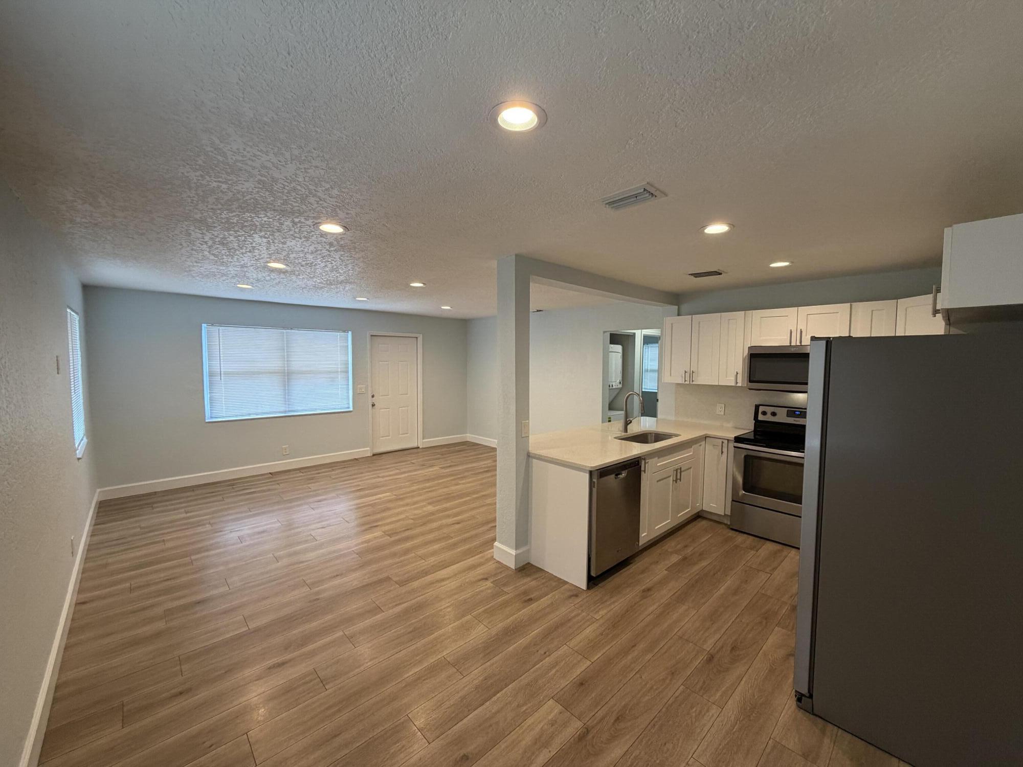 FOREST RIDGE PARK - Residential Lease