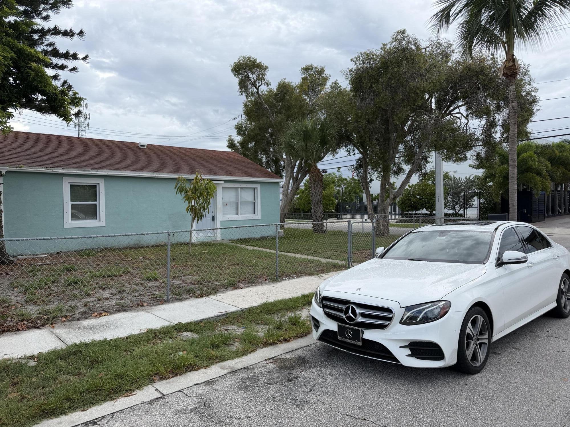 FOREST RIDGE PARK - Residential Lease