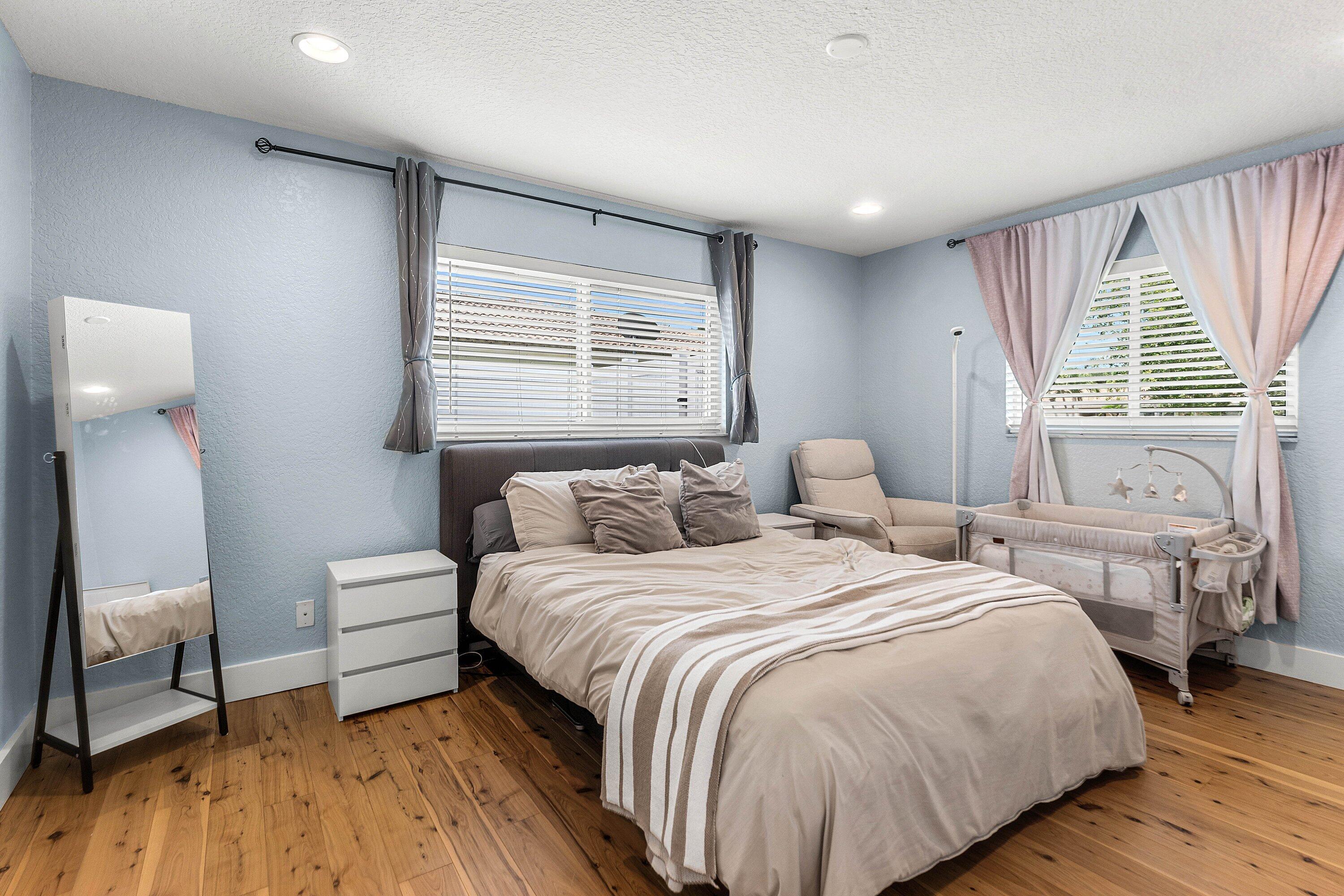 PALM BEACH GARDENS 4 - Residential