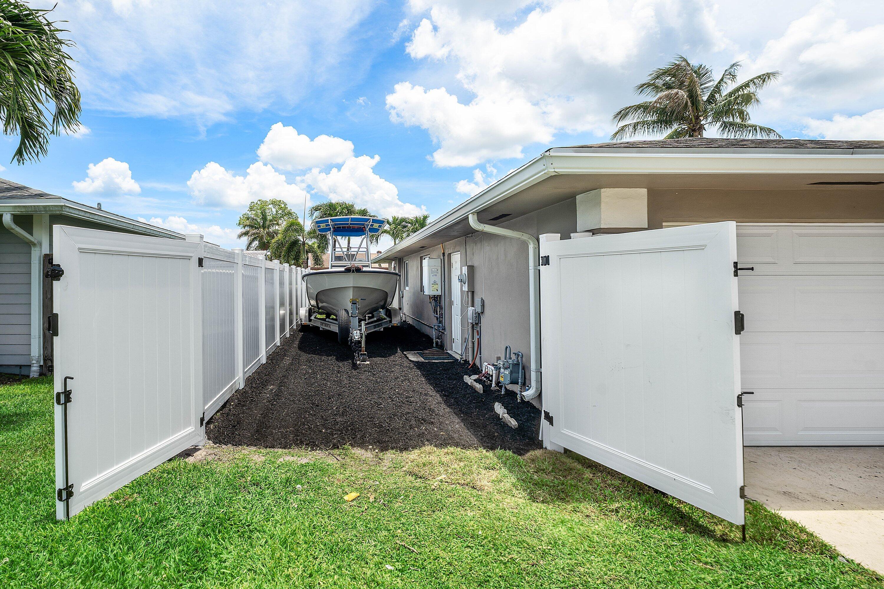 PALM BEACH GARDENS 4 - Residential