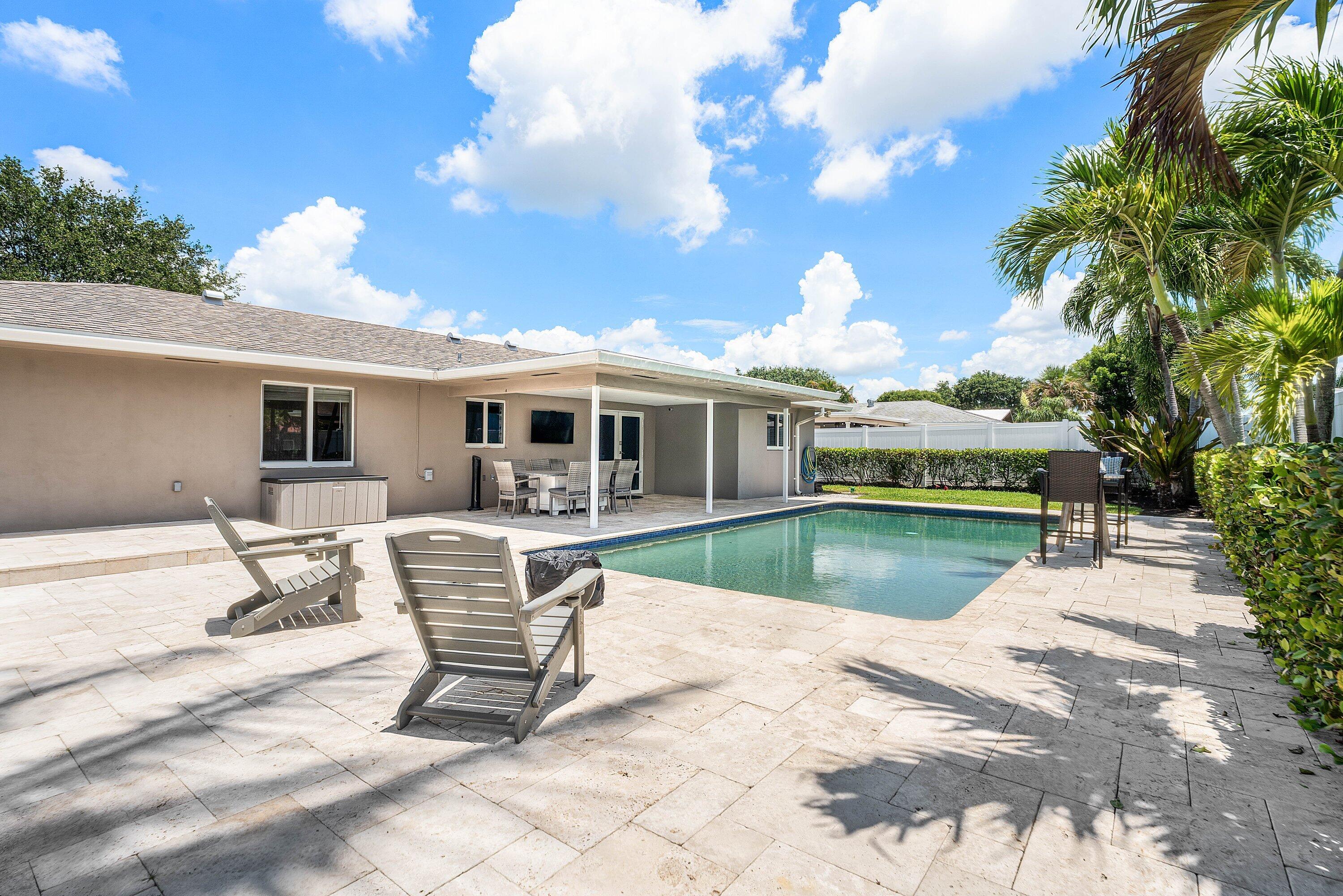 PALM BEACH GARDENS 4 - Residential