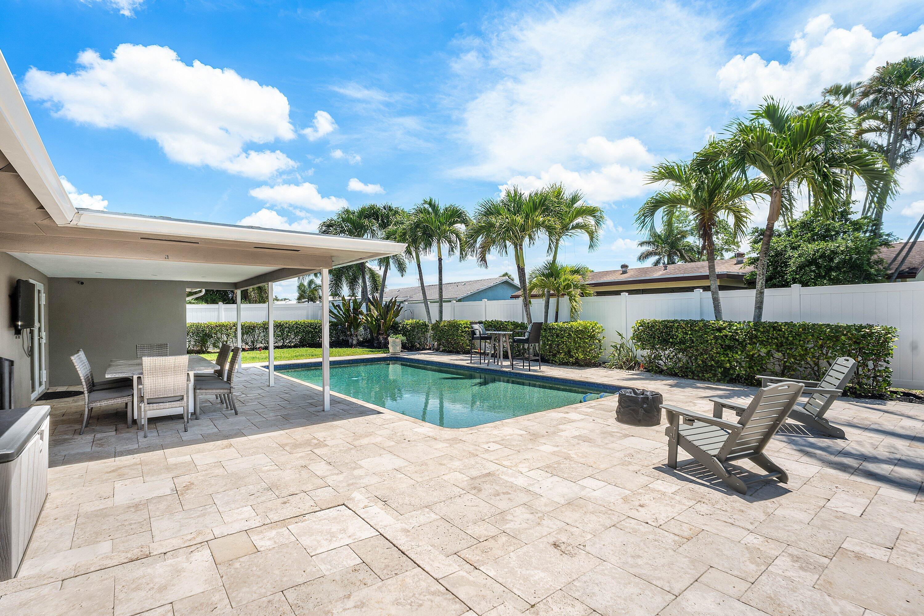 PALM BEACH GARDENS 4 - Residential