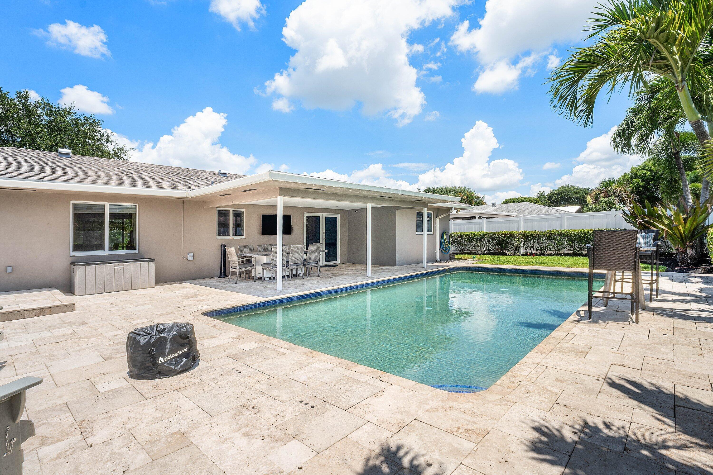 PALM BEACH GARDENS 4 - Residential