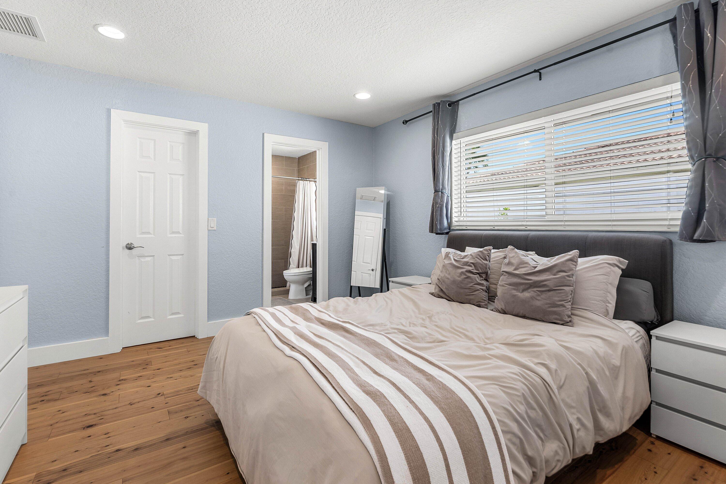 PALM BEACH GARDENS 4 - Residential