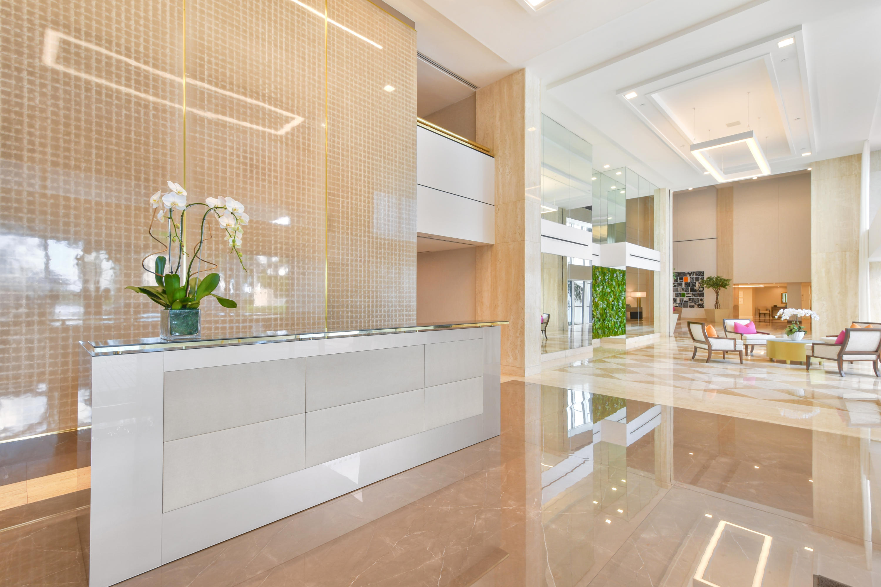 TRUMP PLAZA OF THE PALM BEACHES CONDO - Residential