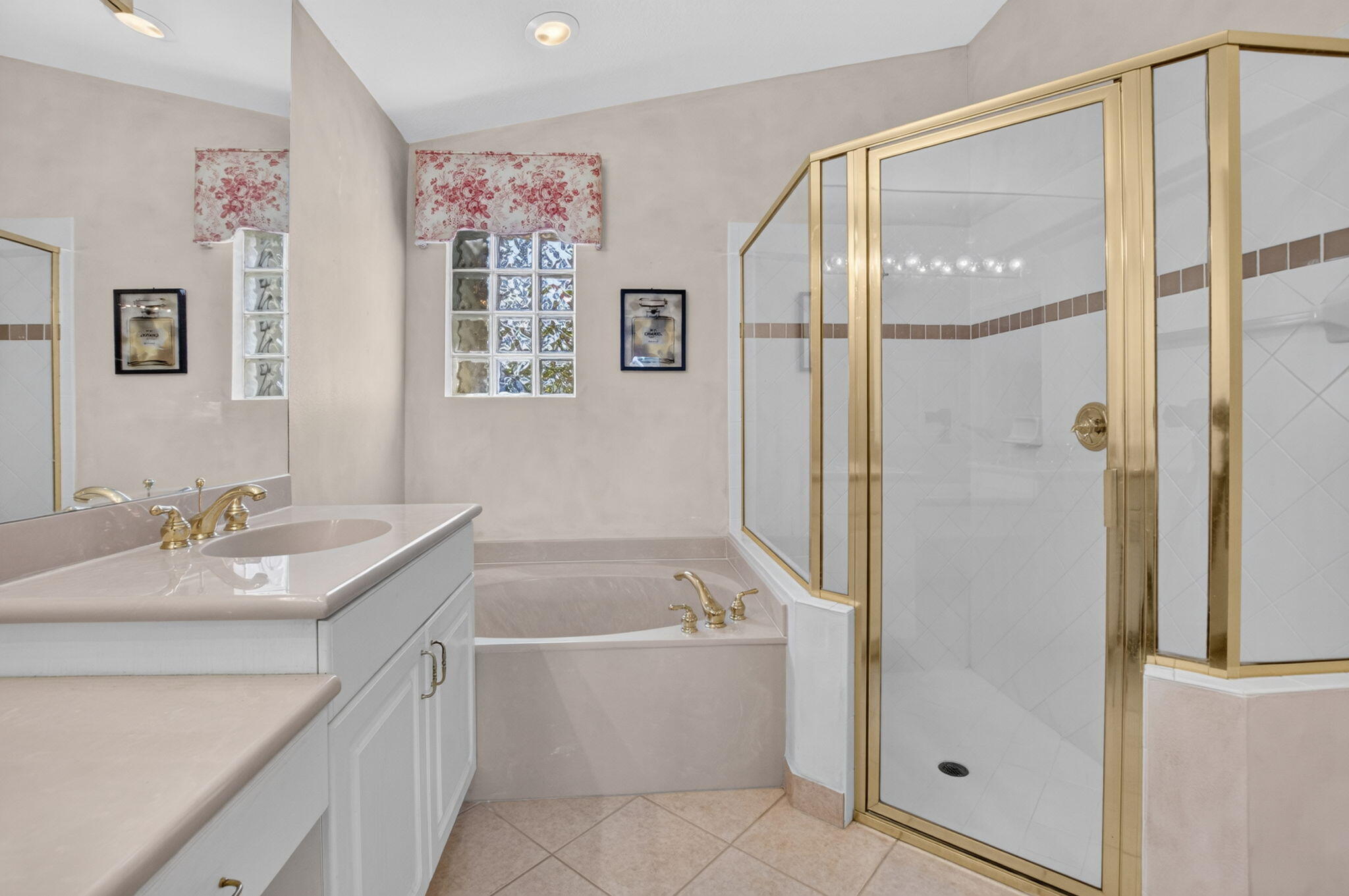 JONES PAR D-3 - Residential