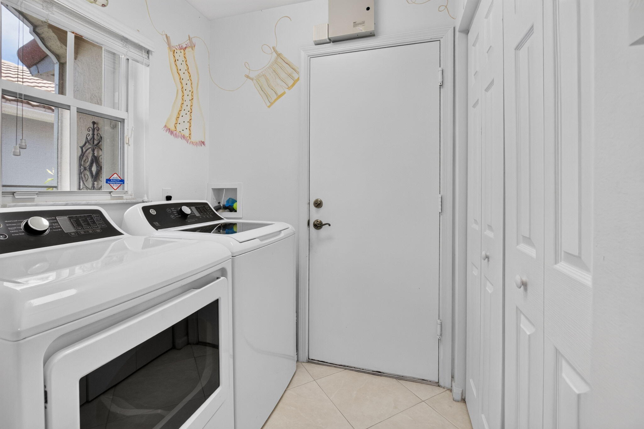 JONES PAR D-3 - Residential