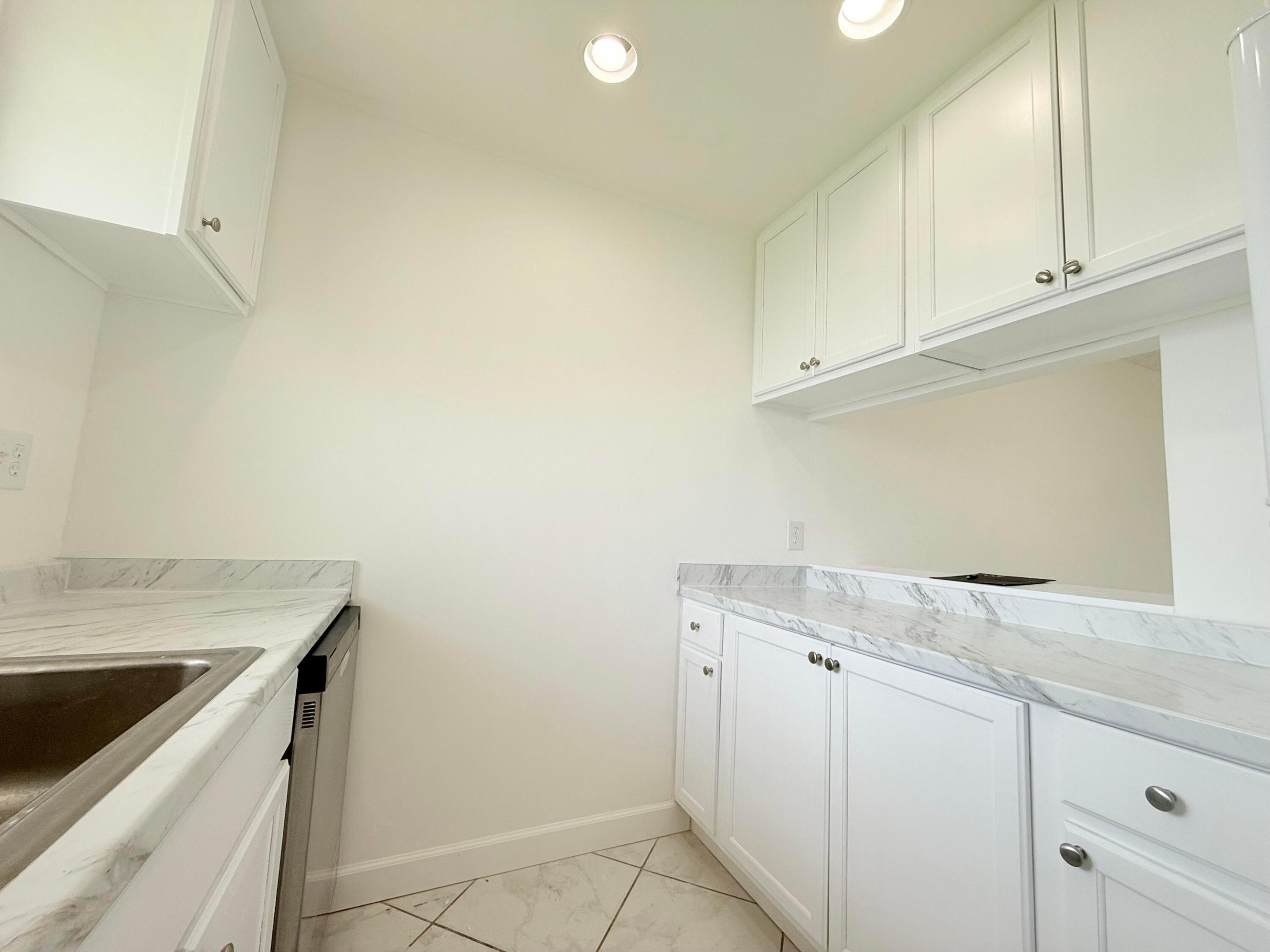 FOREST HILL GARDENS CONDO - Residential