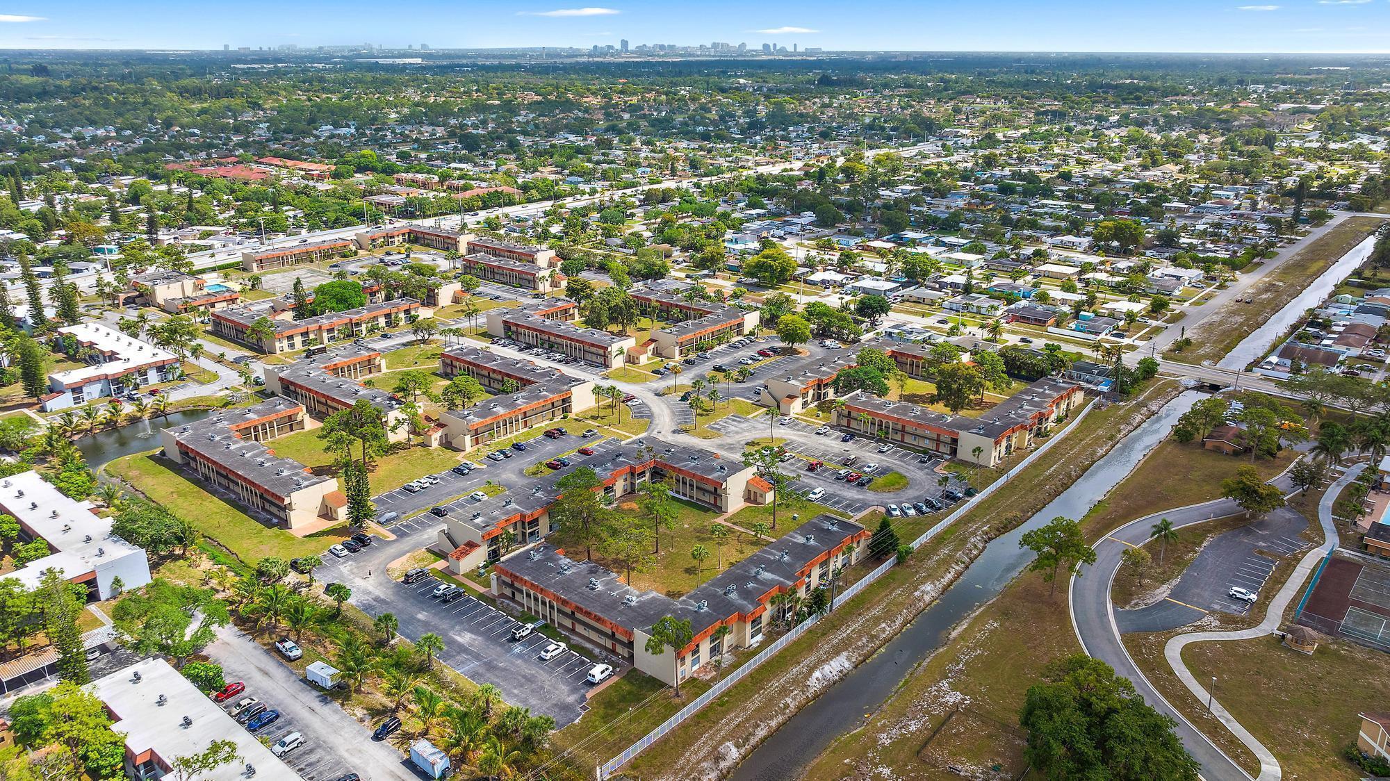 FOREST HILL GARDENS CONDO - Residential
