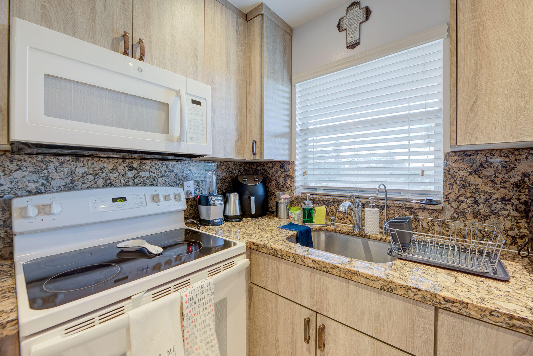 ROYAL PARK GARDENS III-G CONDO - Residential