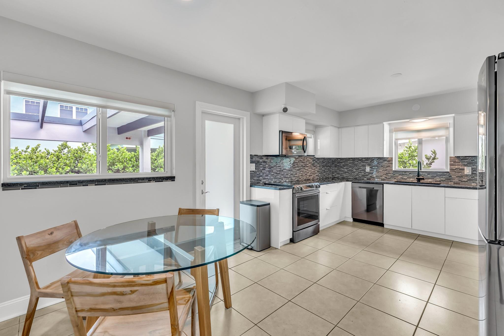 LIGHTHOUSE POINT FIRST SEC - Residential
