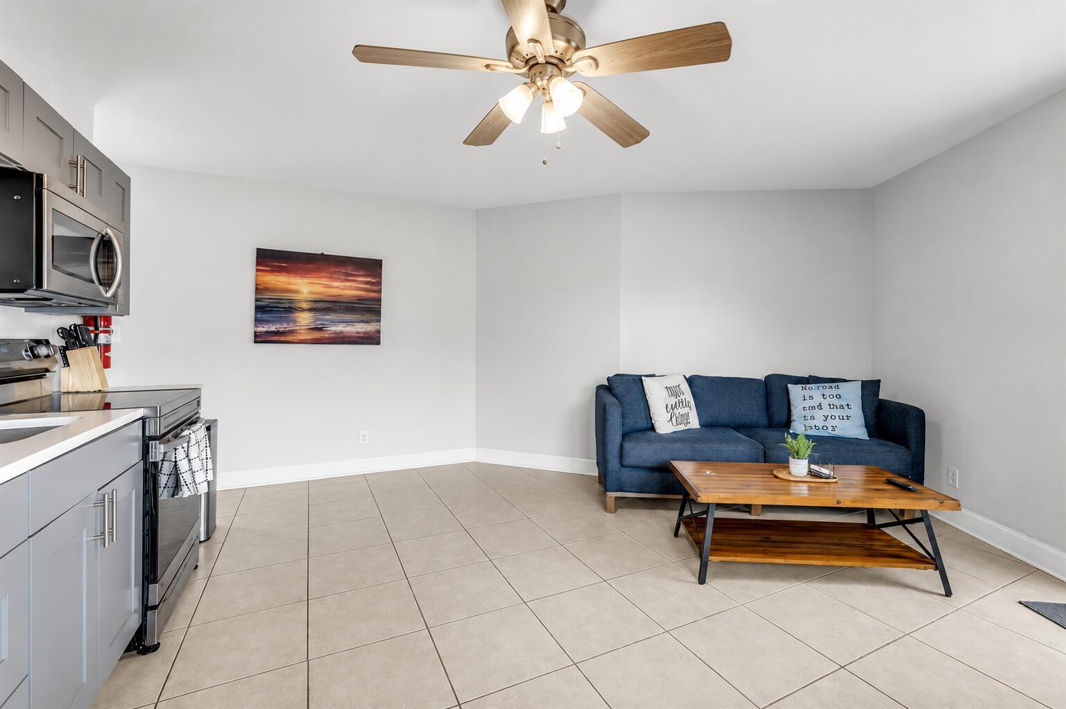 LIGHTHOUSE POINT FIRST SEC - Residential