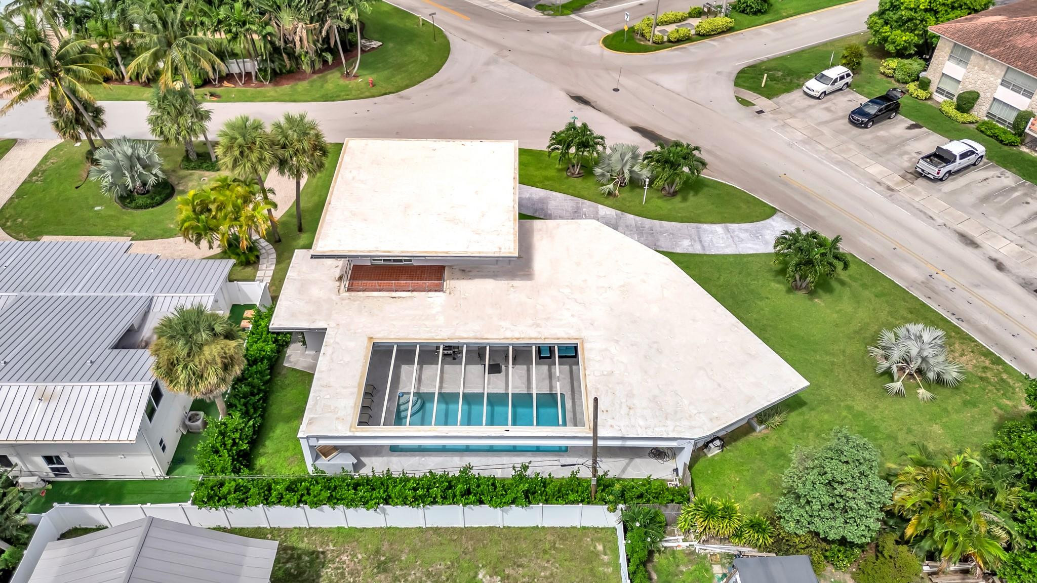 LIGHTHOUSE POINT FIRST SEC - Residential