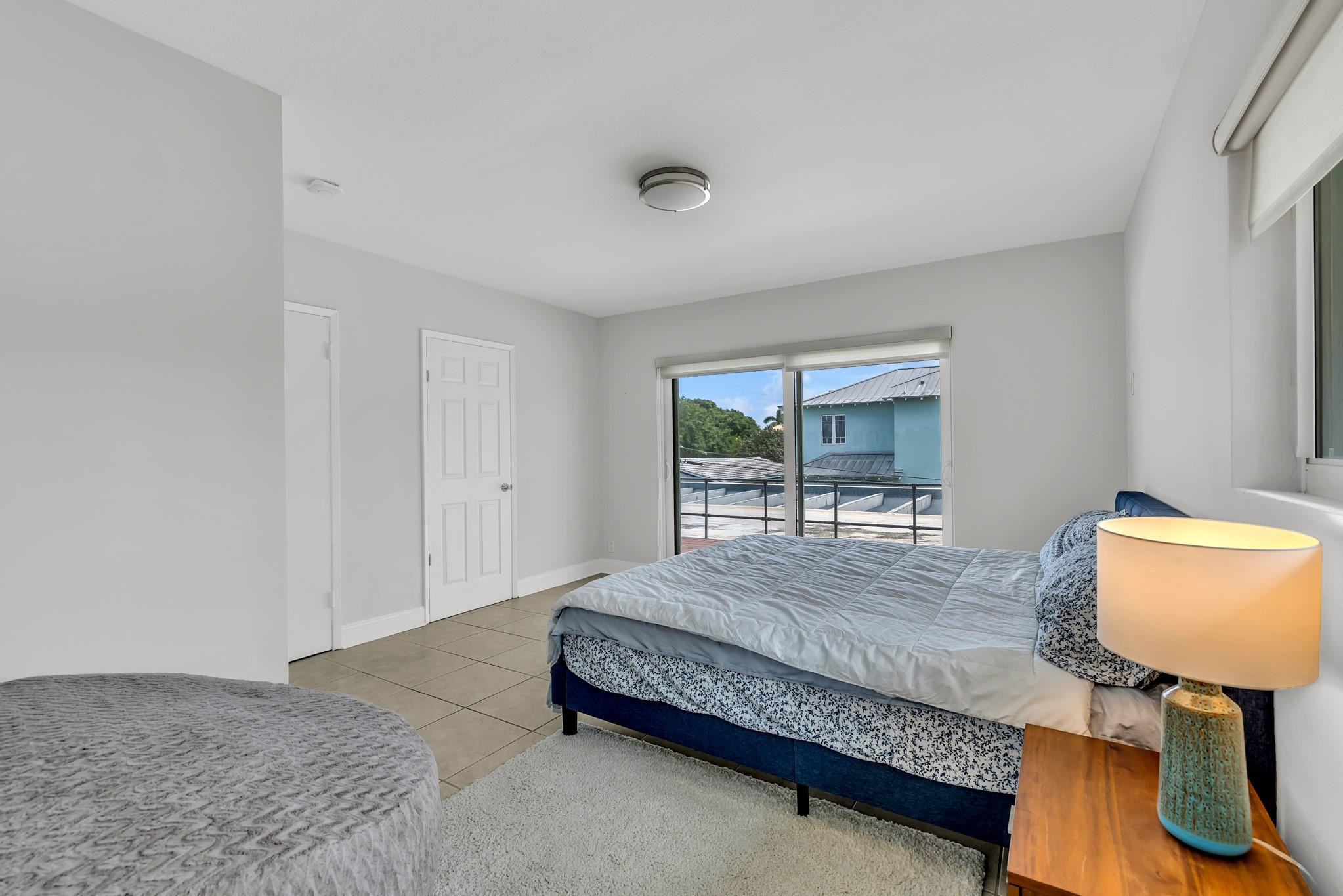 LIGHTHOUSE POINT FIRST SEC - Residential
