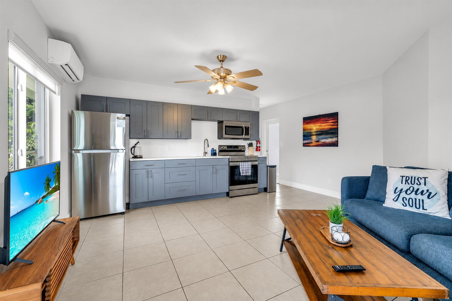 LIGHTHOUSE POINT FIRST SEC - Residential