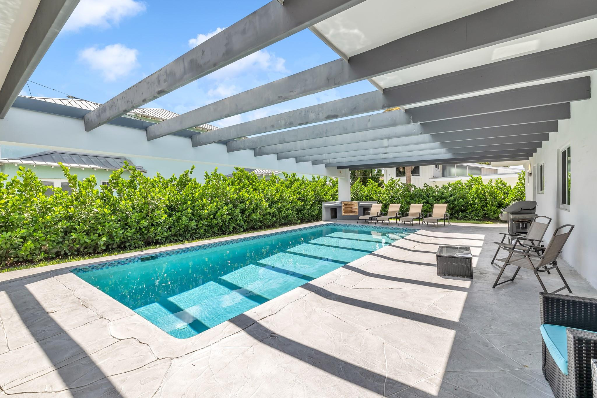 LIGHTHOUSE POINT FIRST SEC - Residential