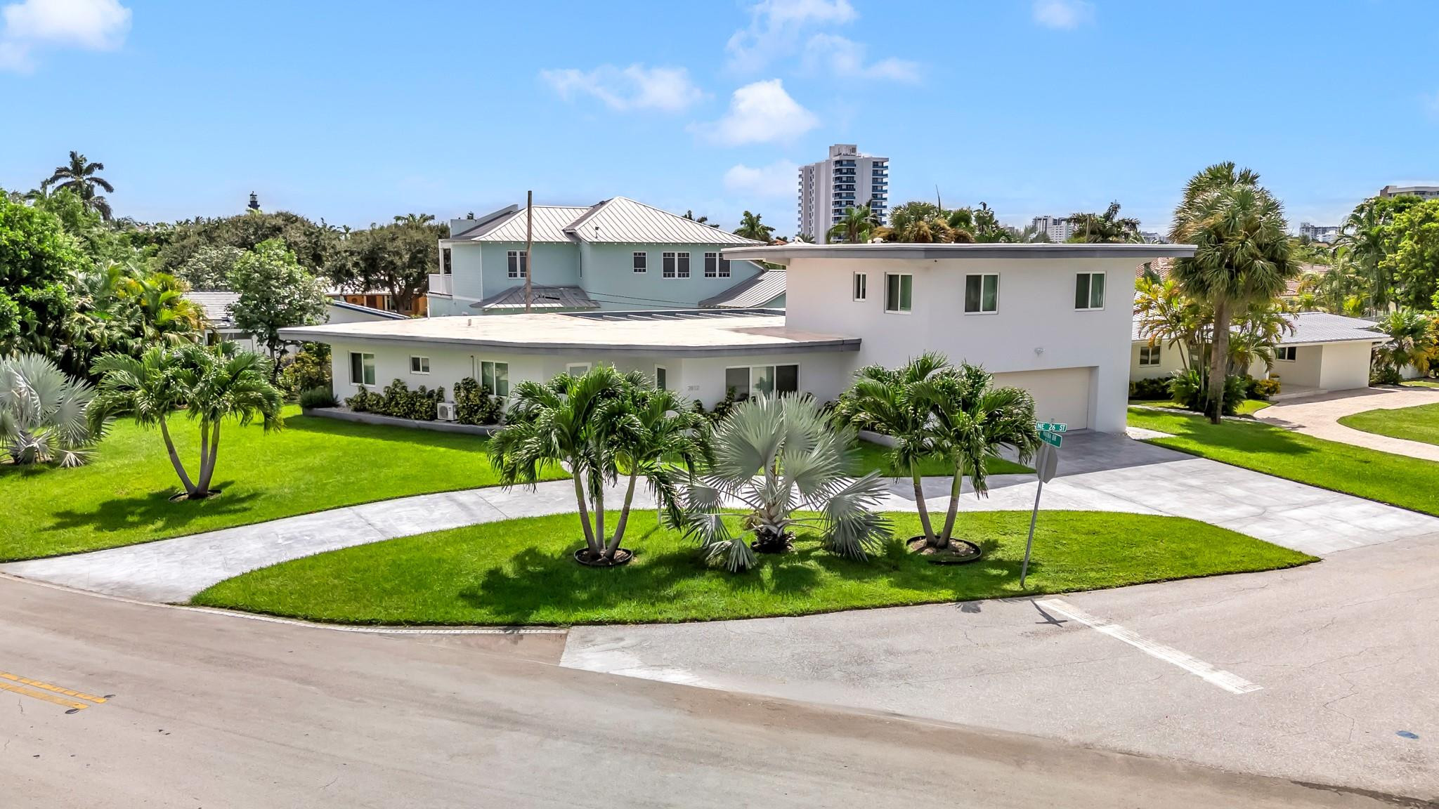 LIGHTHOUSE POINT FIRST SEC - Residential
