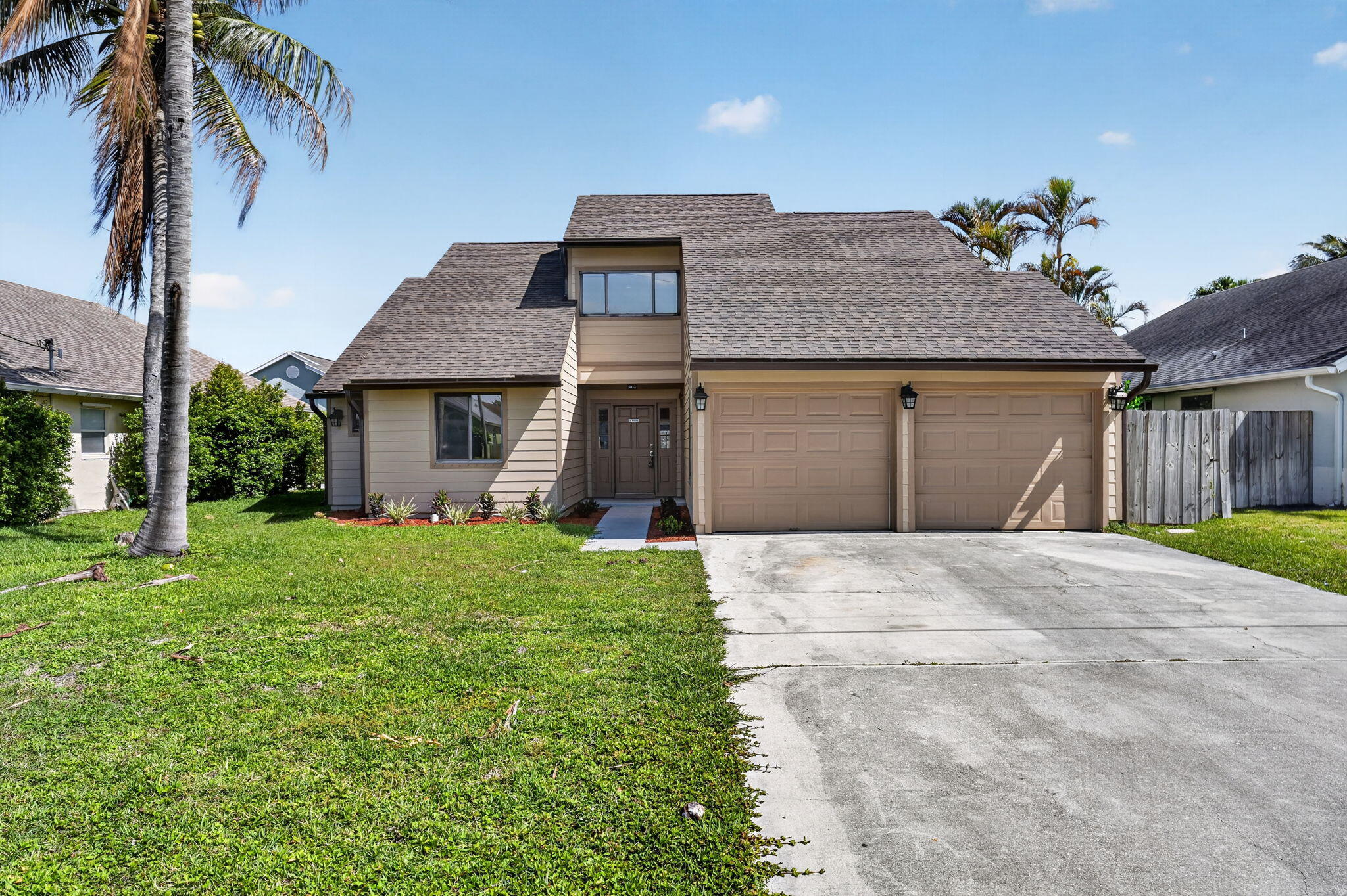 NORTH PALM BEACH HEIGHTS - Residential