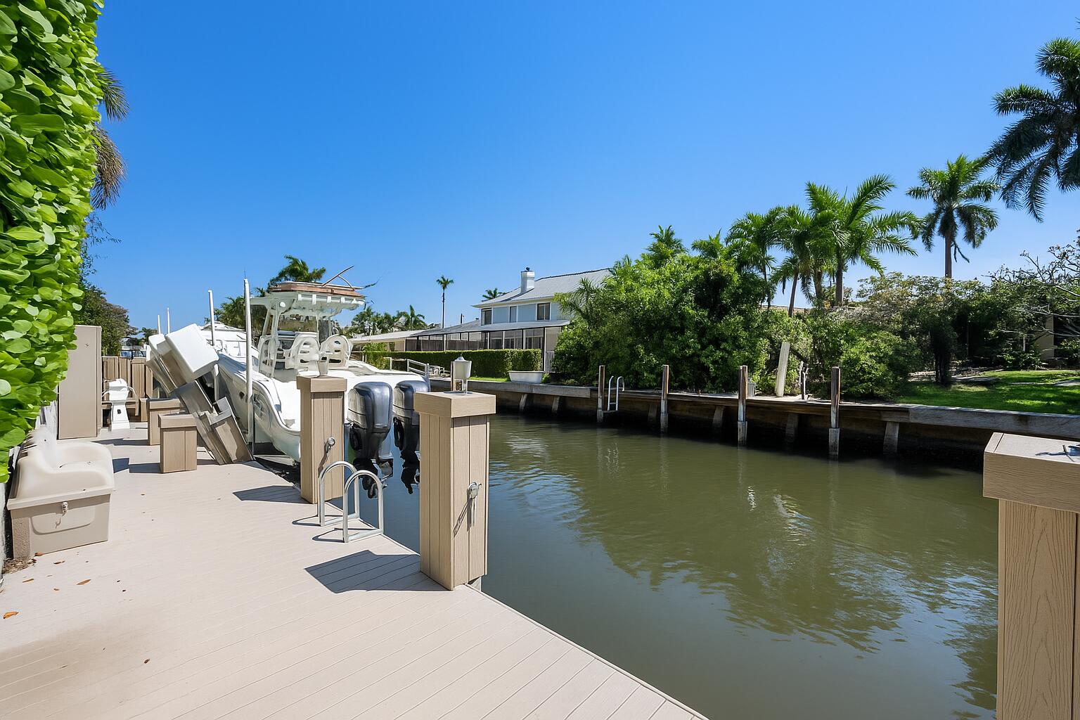 BOCA HARBOUR - Residential